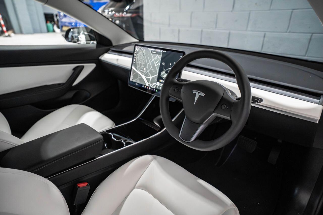 Tesla Model 3 view 10