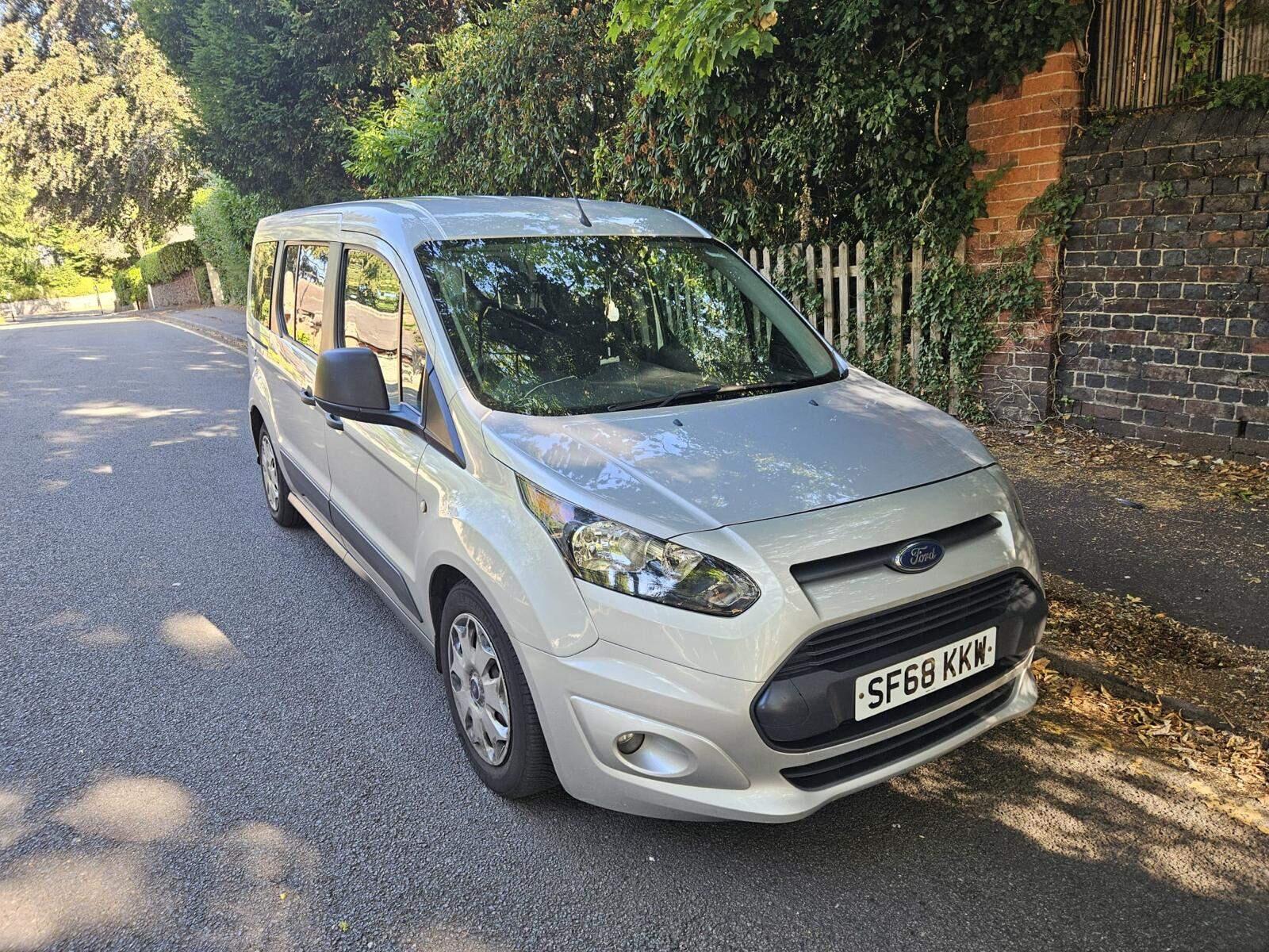 Ford Grand Tourneo Connect