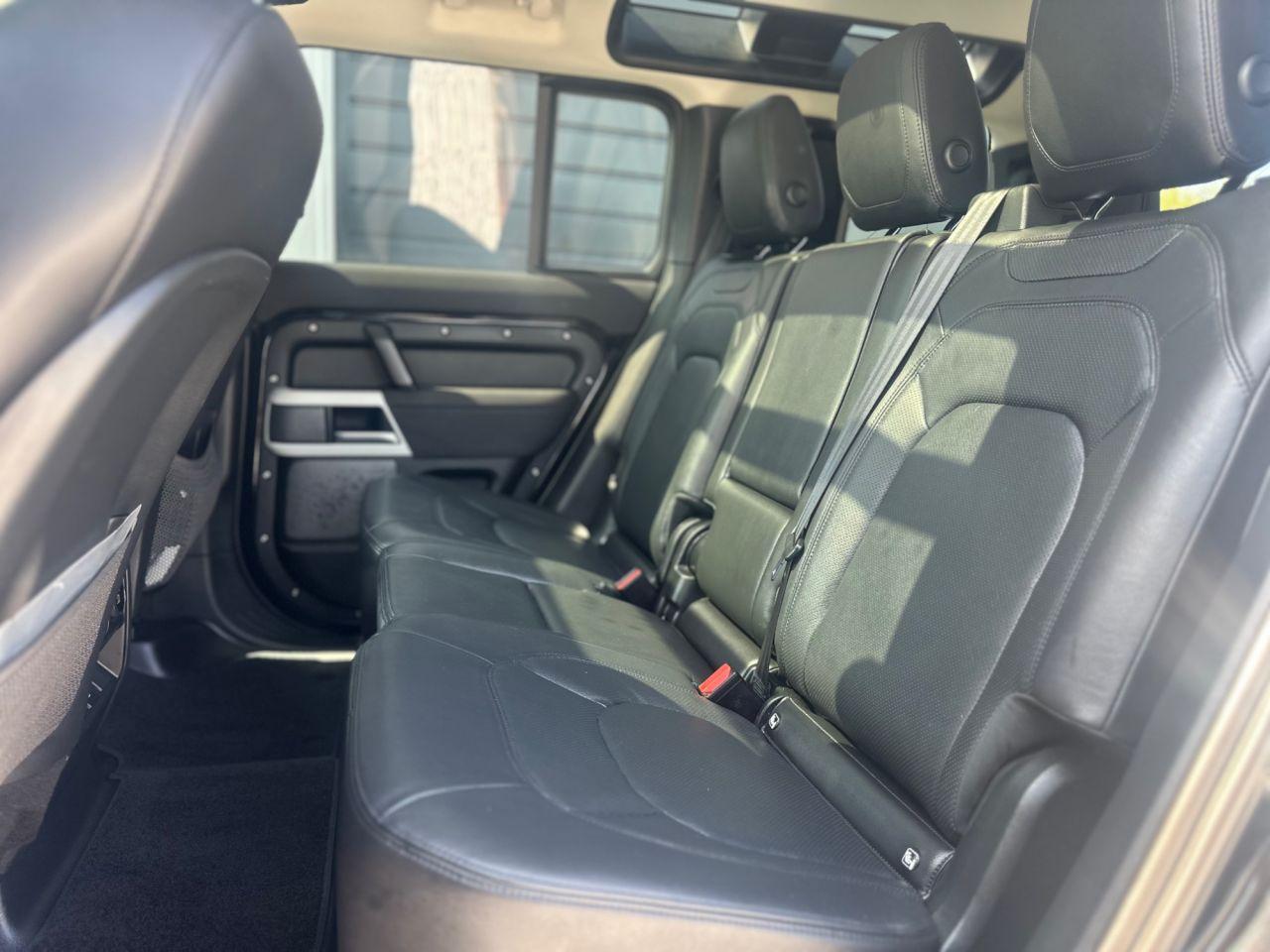 Land Rover Defender view 17