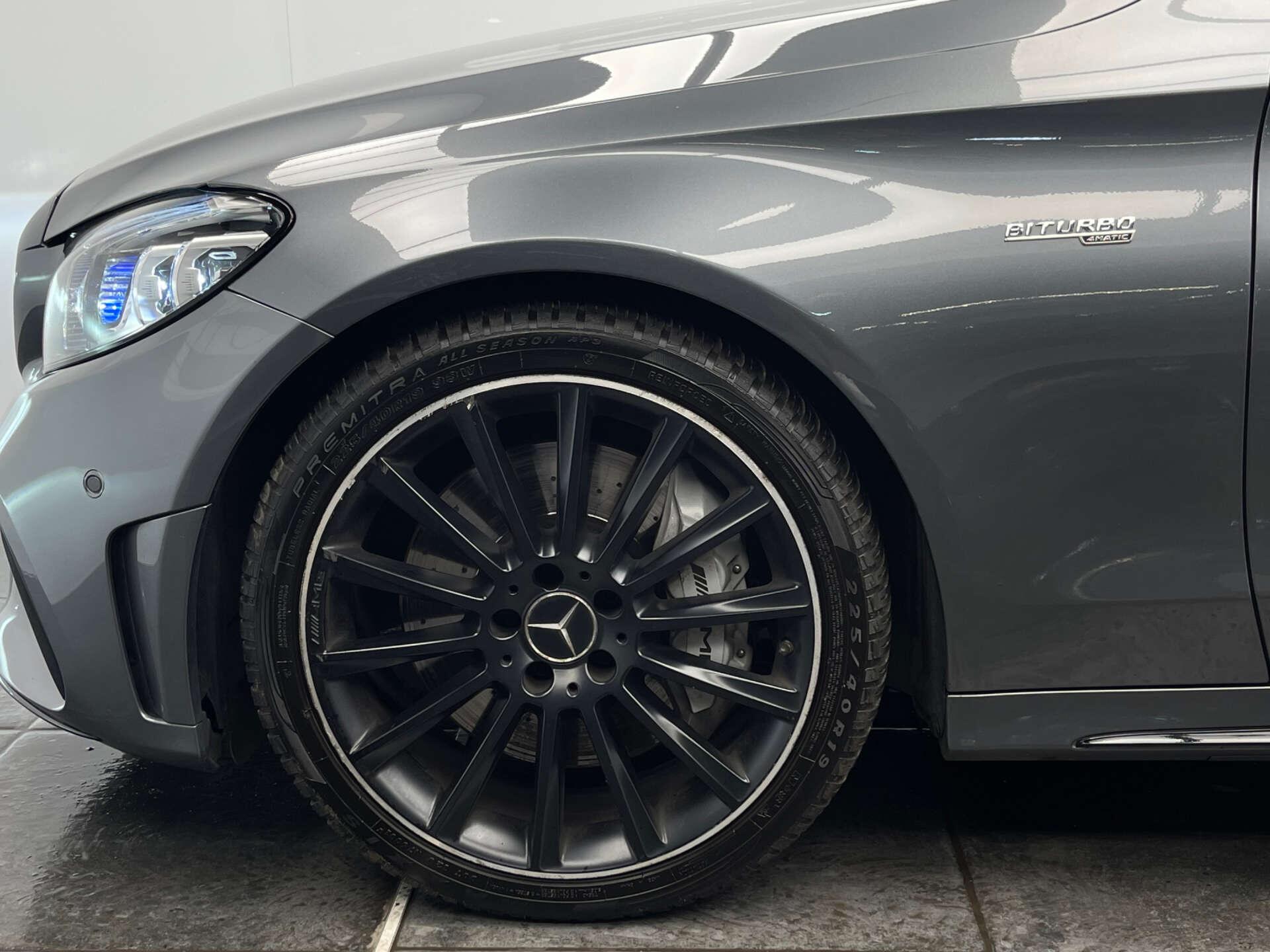 Mercedes-Benz C Class view 43