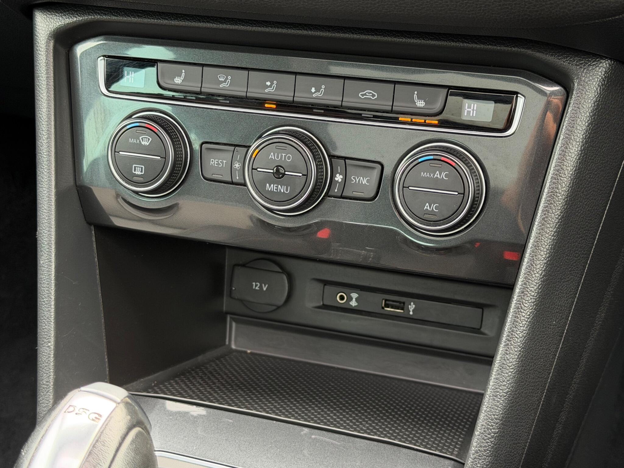 Volkswagen Tiguan view 43