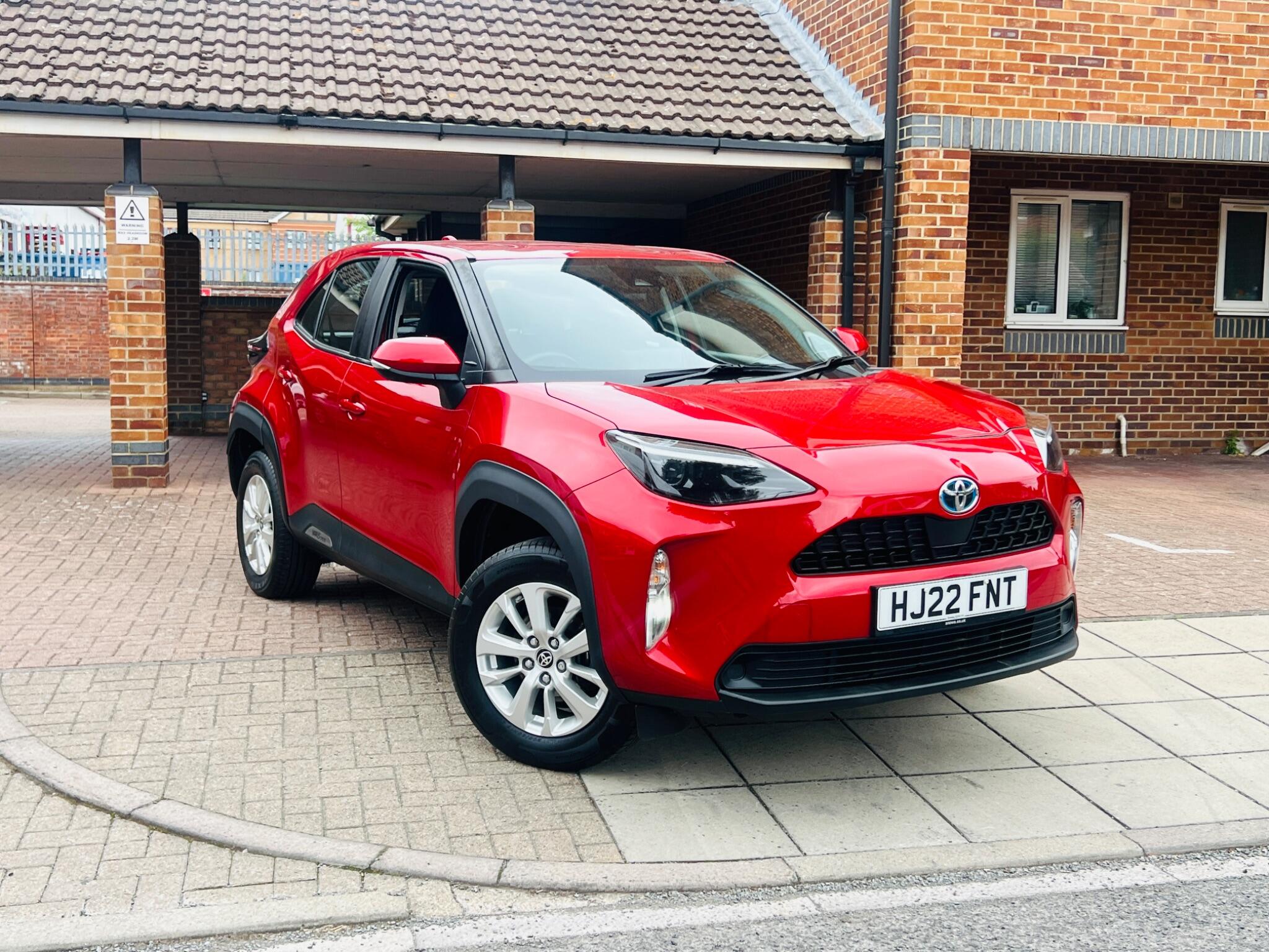 Toyota Yaris Cross view 8