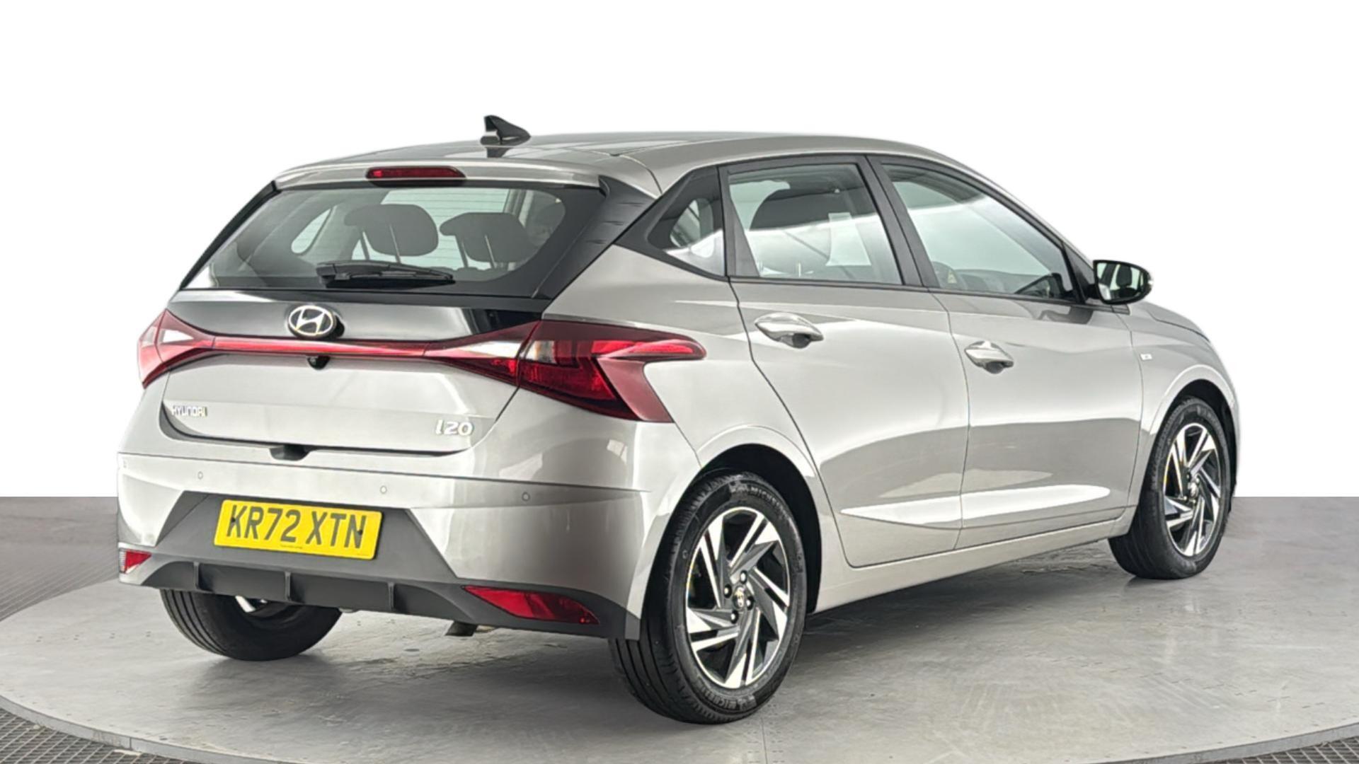 Hyundai i20 view 4