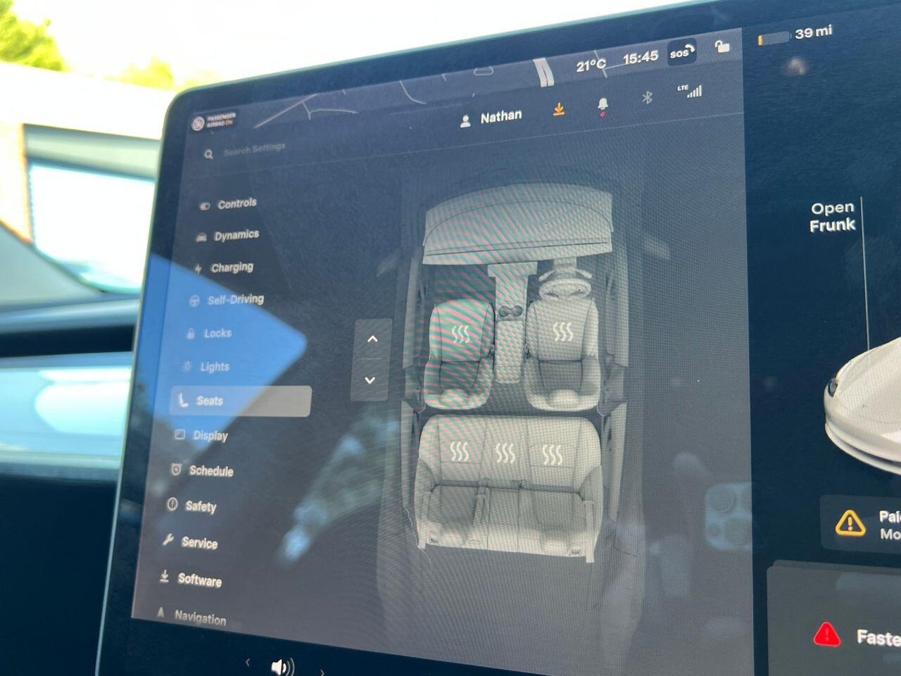 Tesla Model 3 view 27