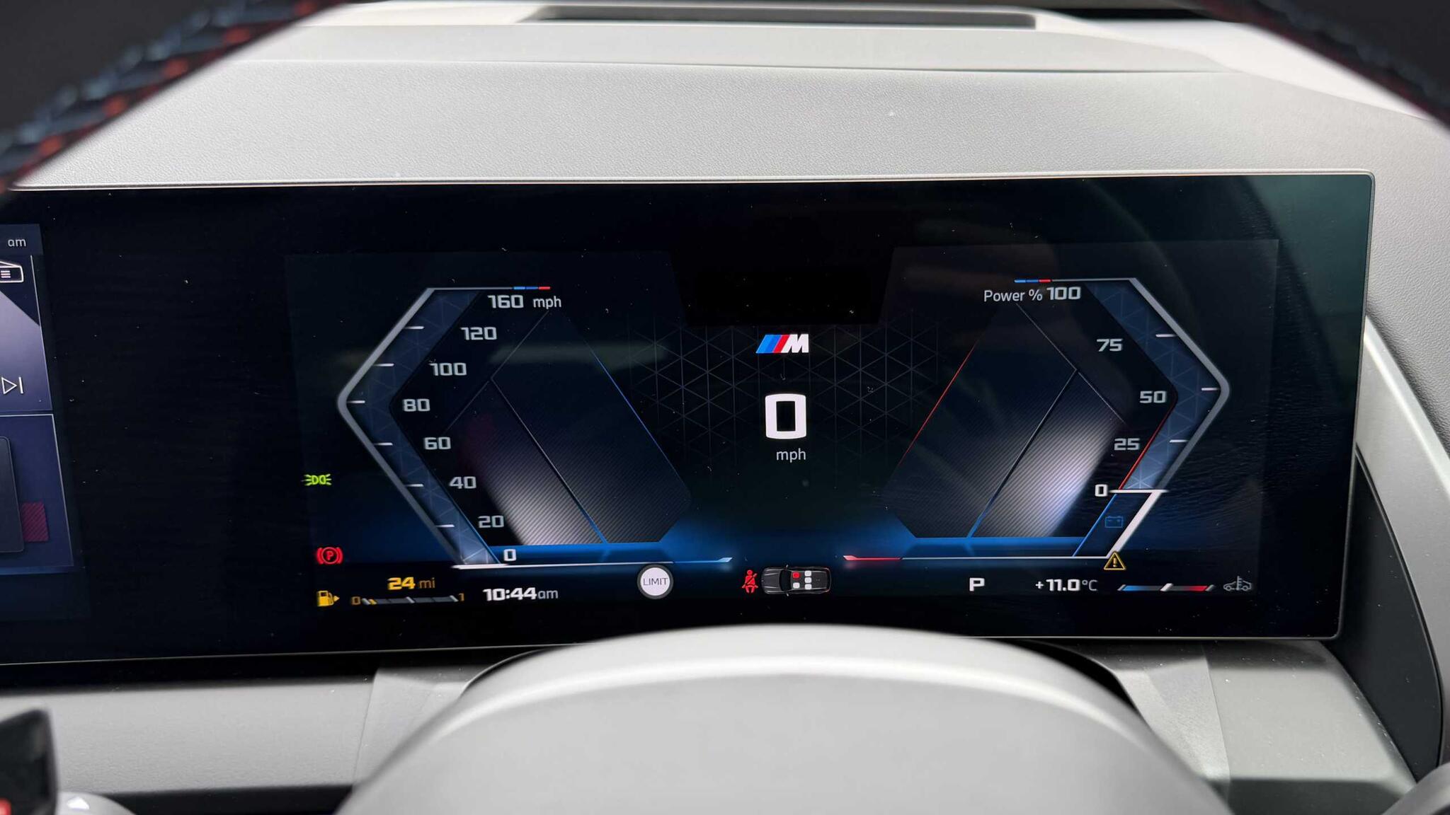 BMW X3 view 11