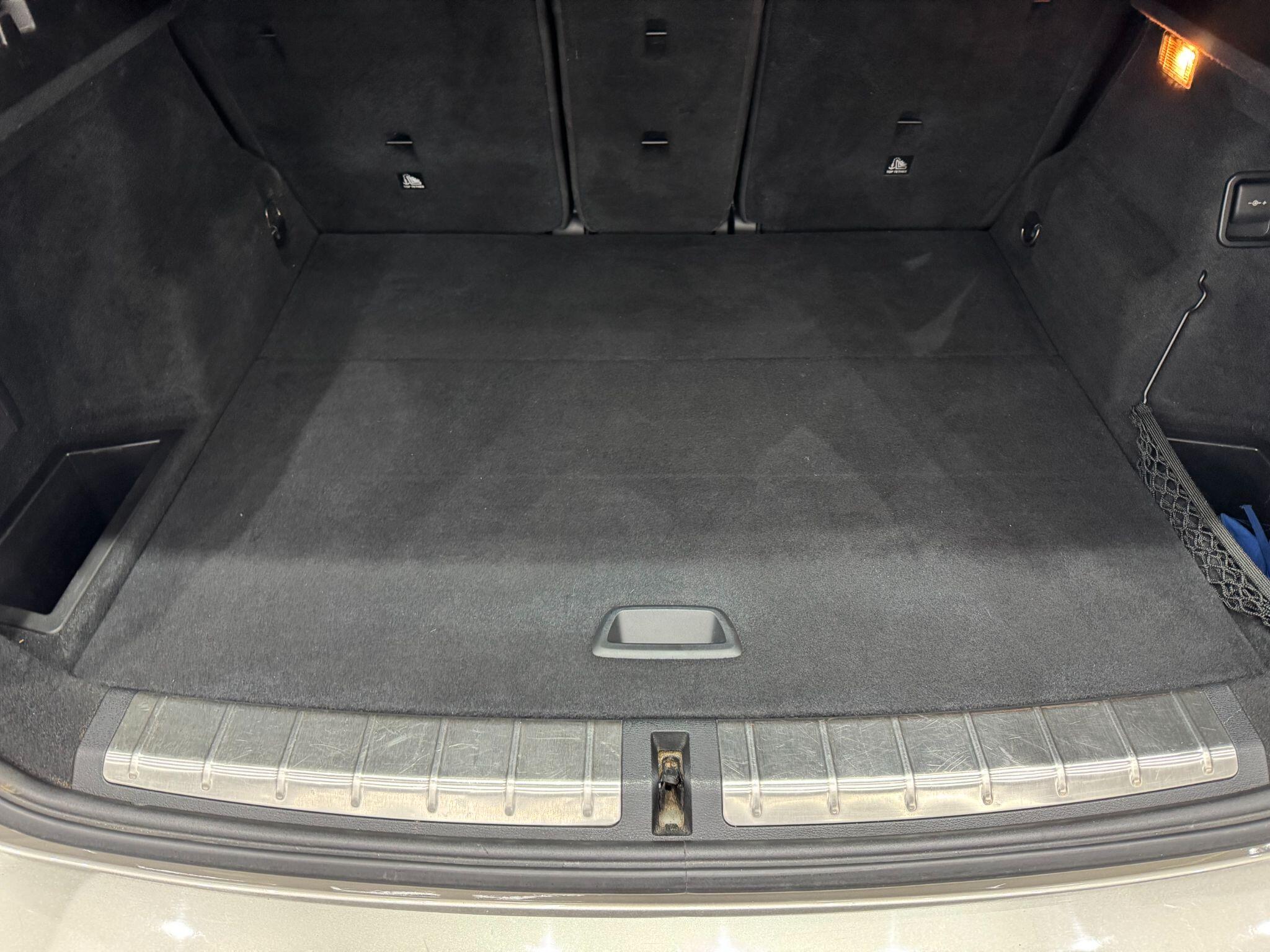 BMW X1 view 36