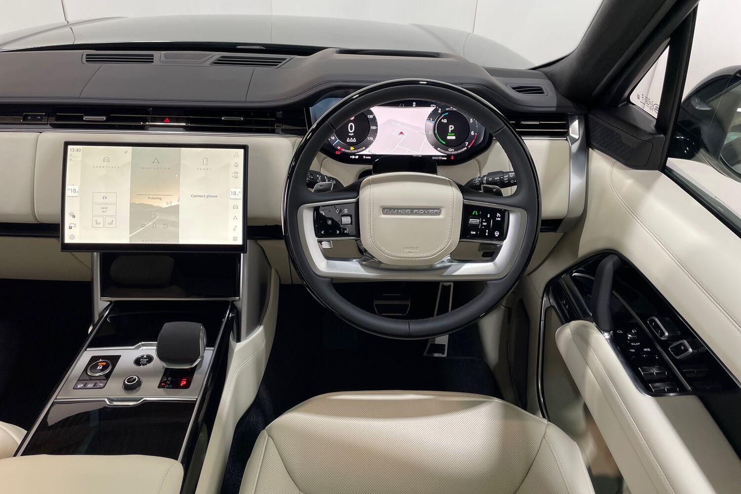 Land Rover Range Rover view 11