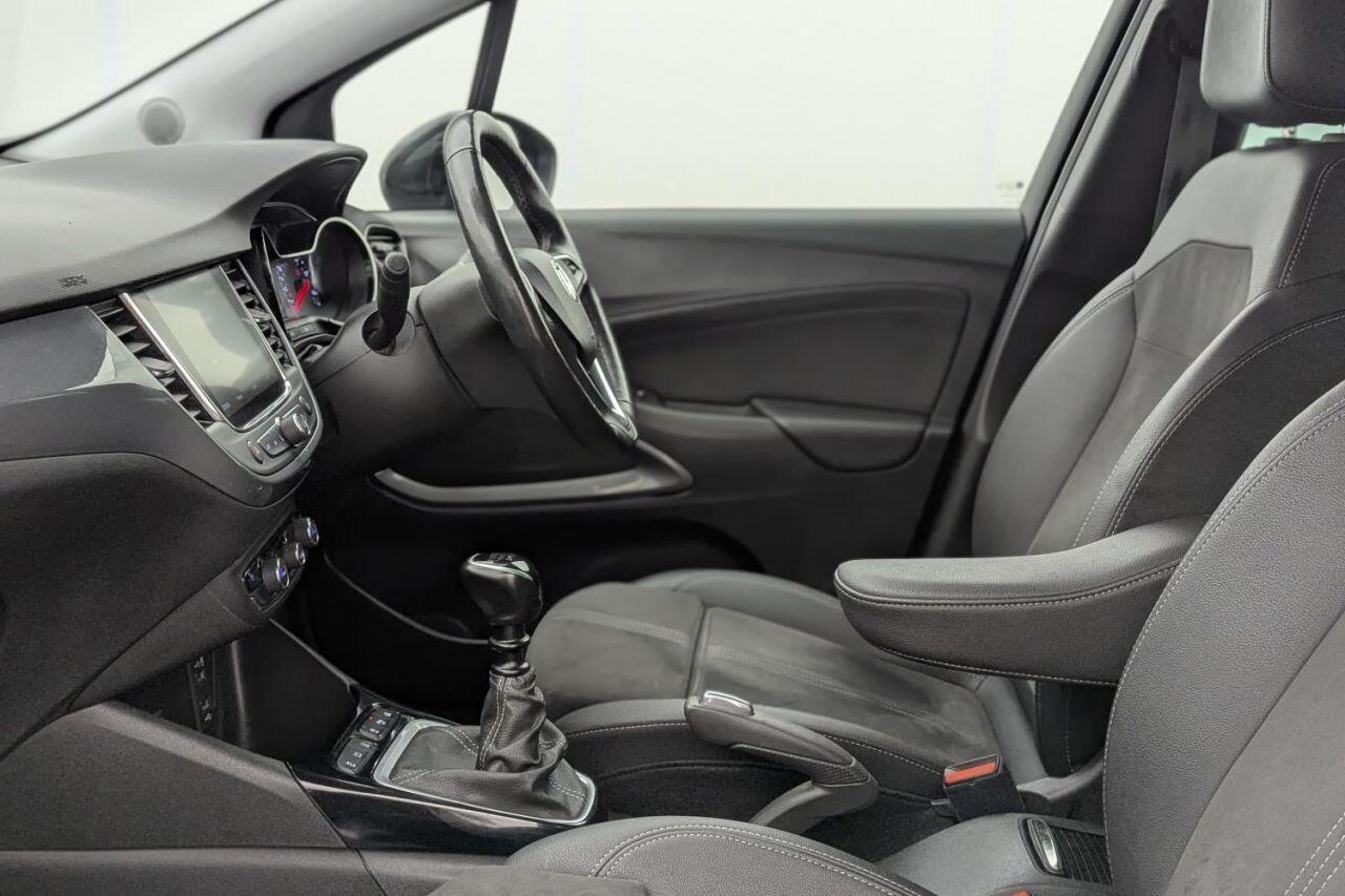 Vauxhall Crossland view 24