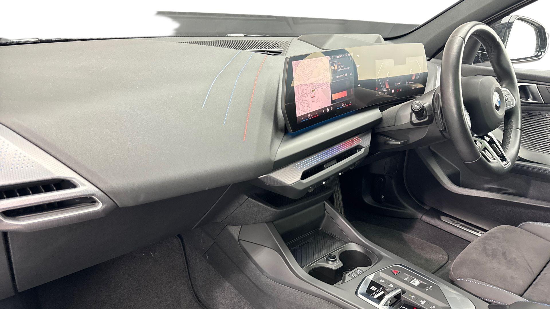 BMW 1 Series view 7
