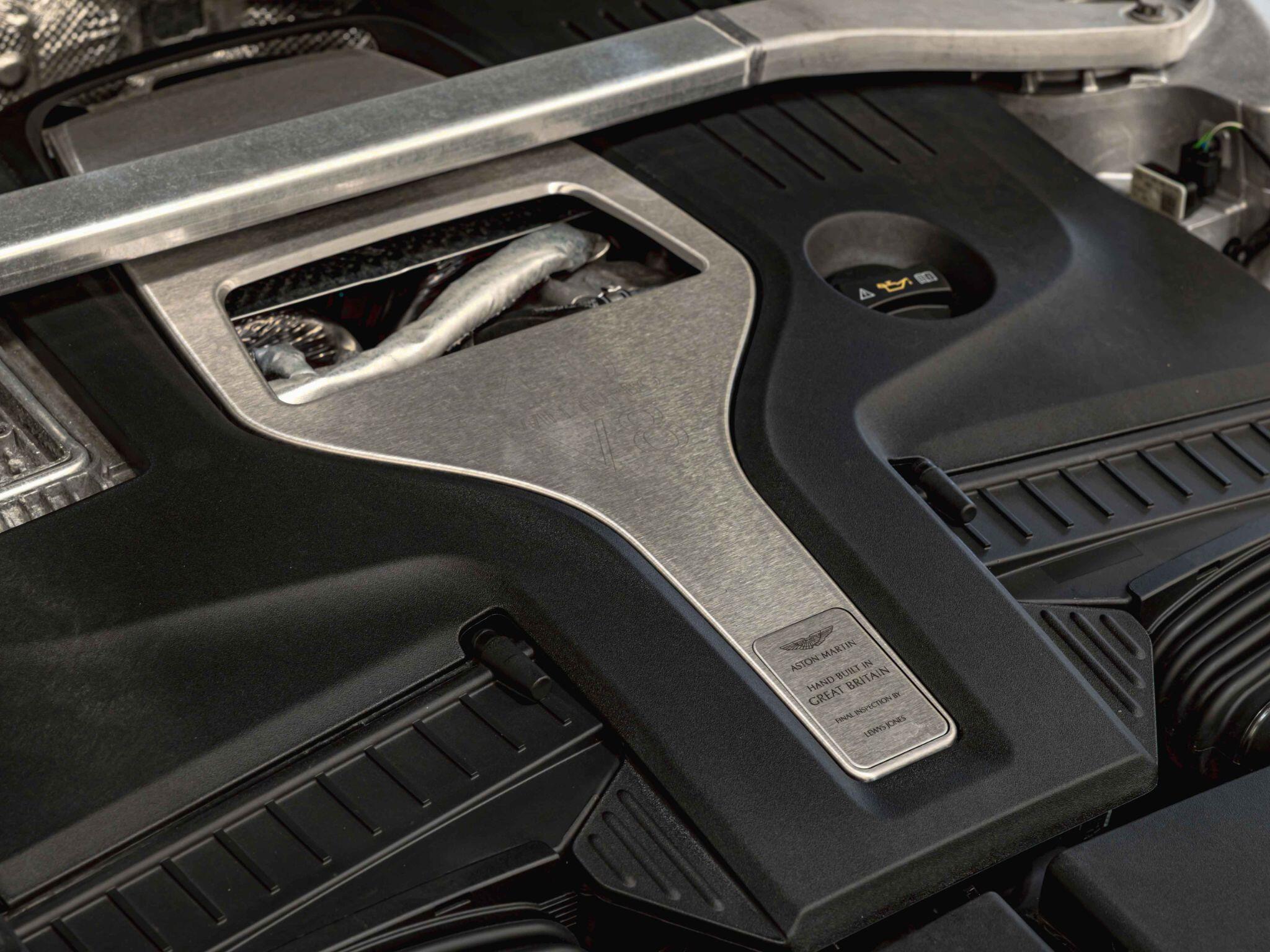 Aston Martin DBX view 16