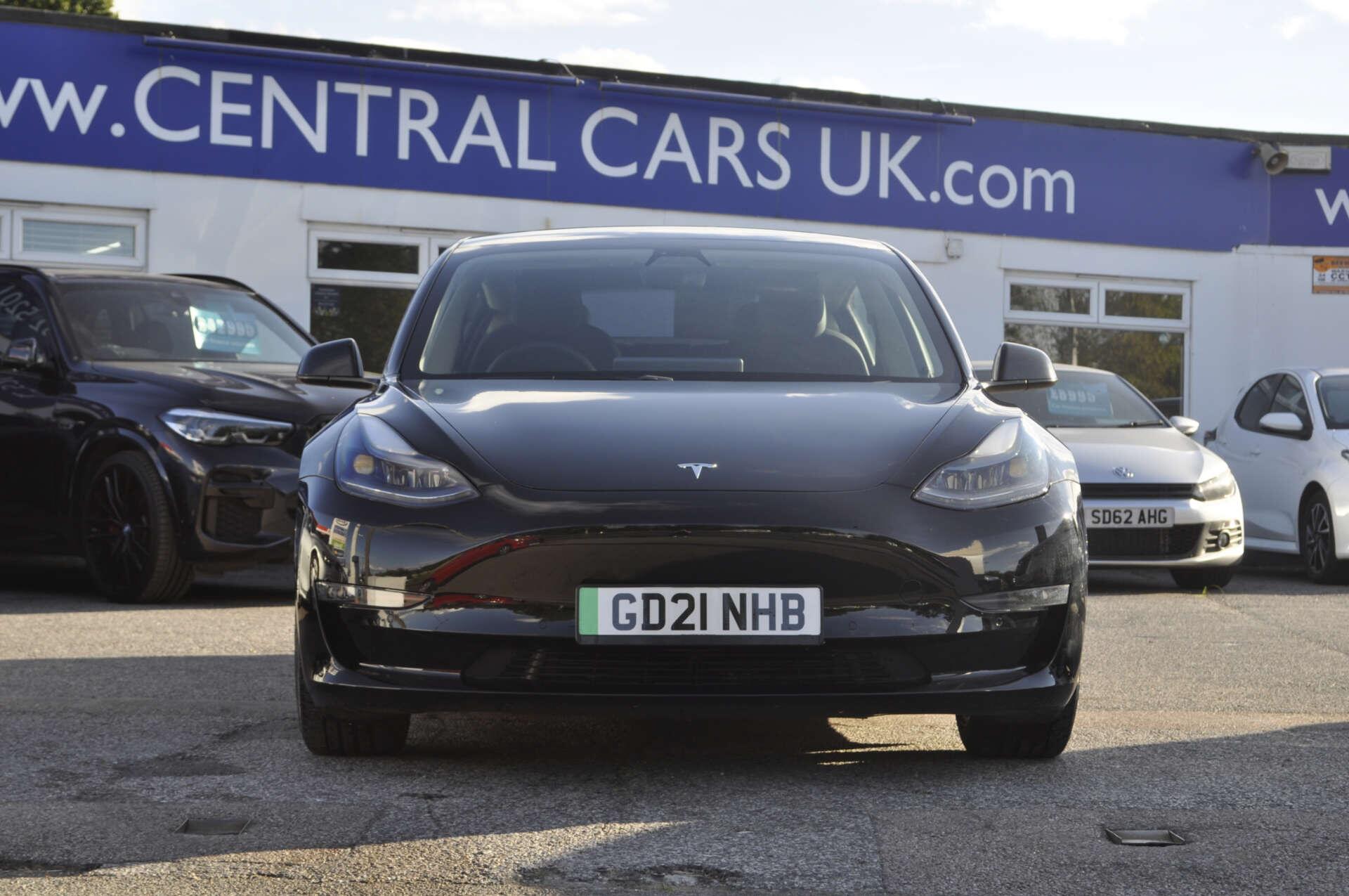 Tesla Model 3 view 3