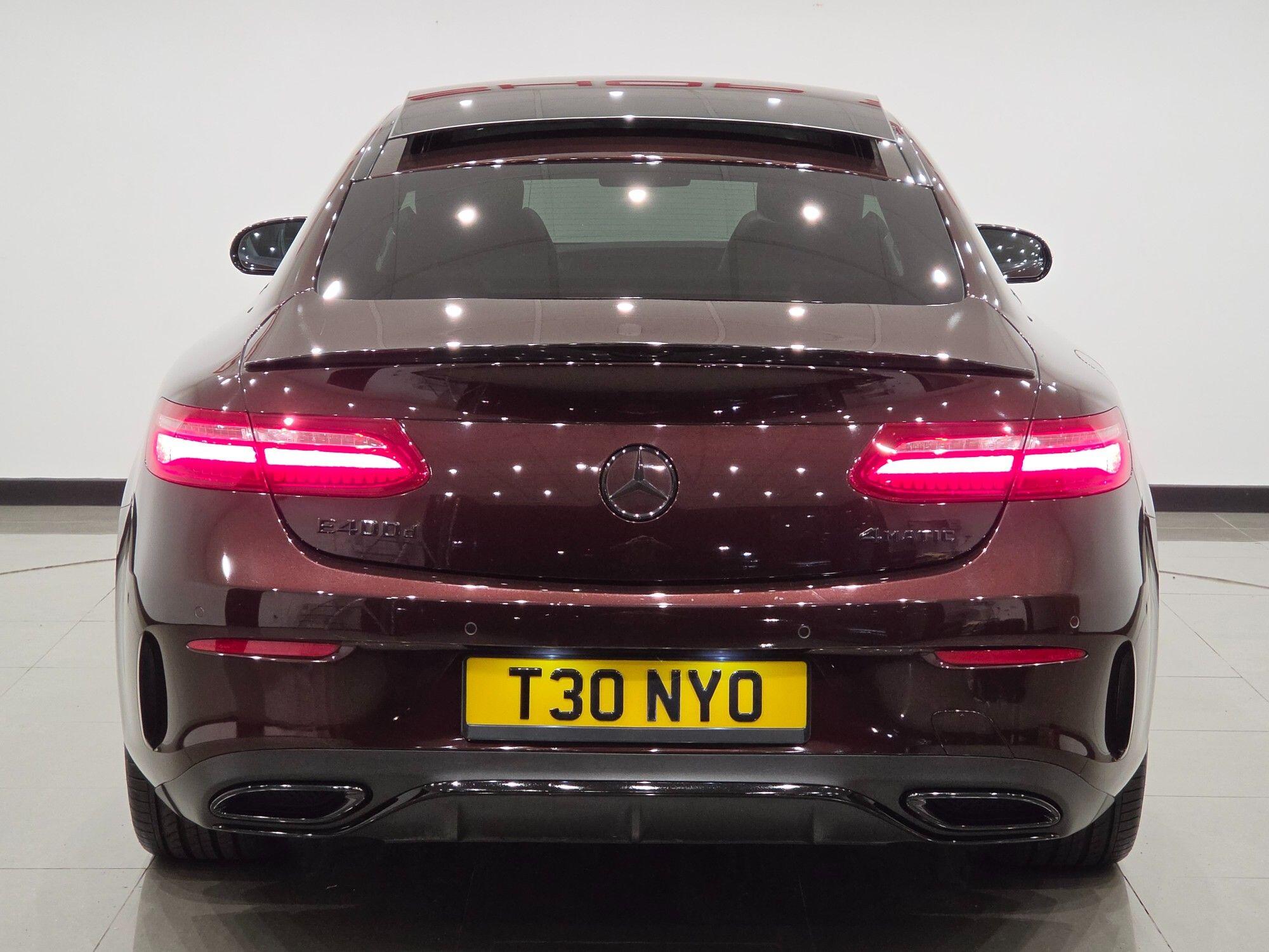 Mercedes-Benz E-Class view 91