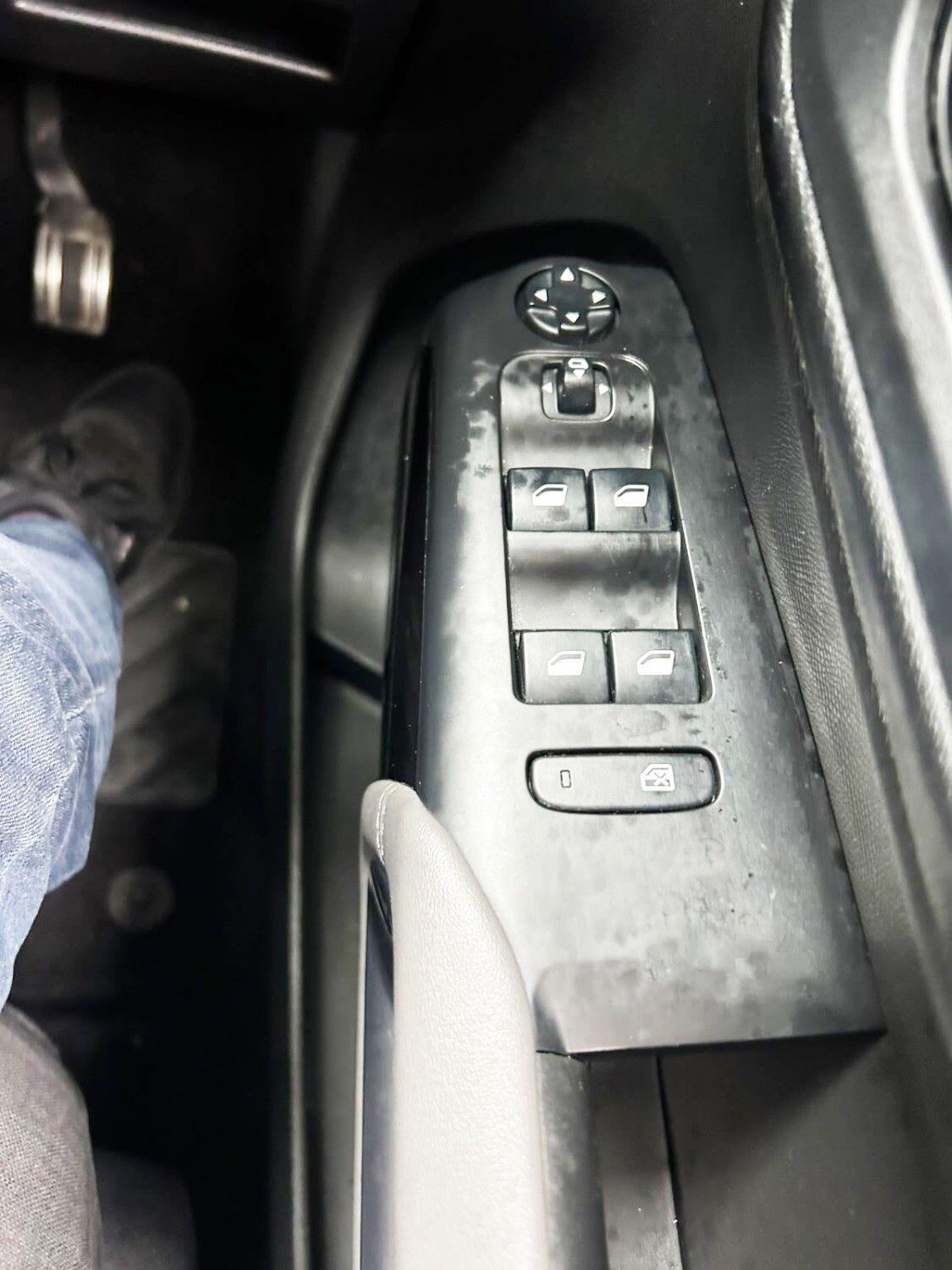 Citroen C5 Aircross view 21