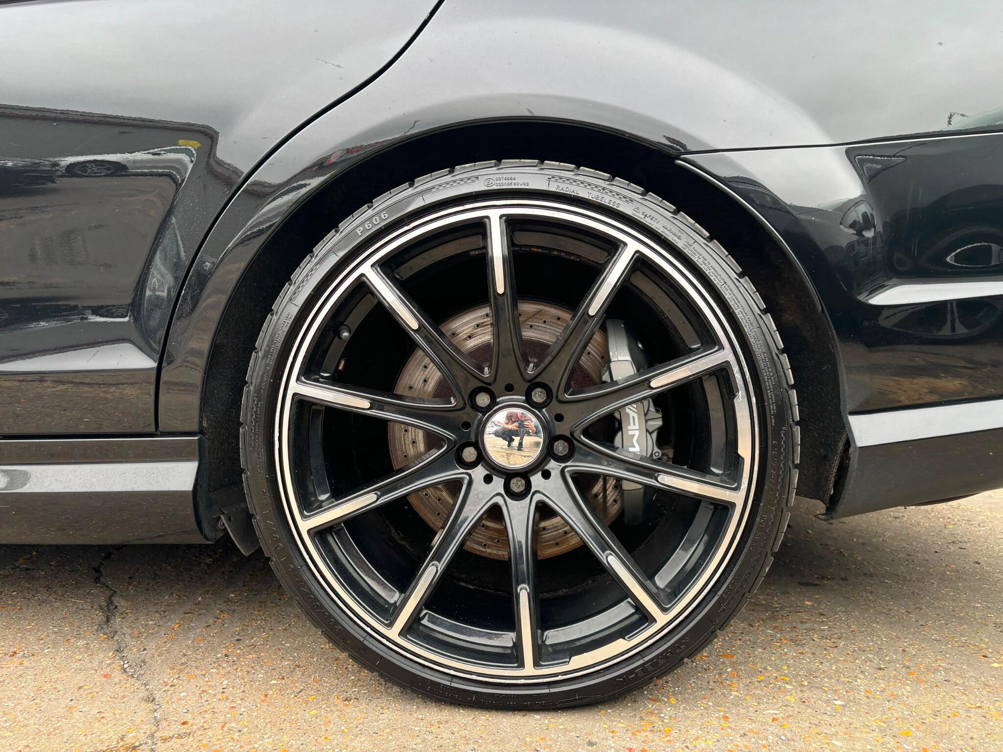 Mercedes-Benz C-Class view 24
