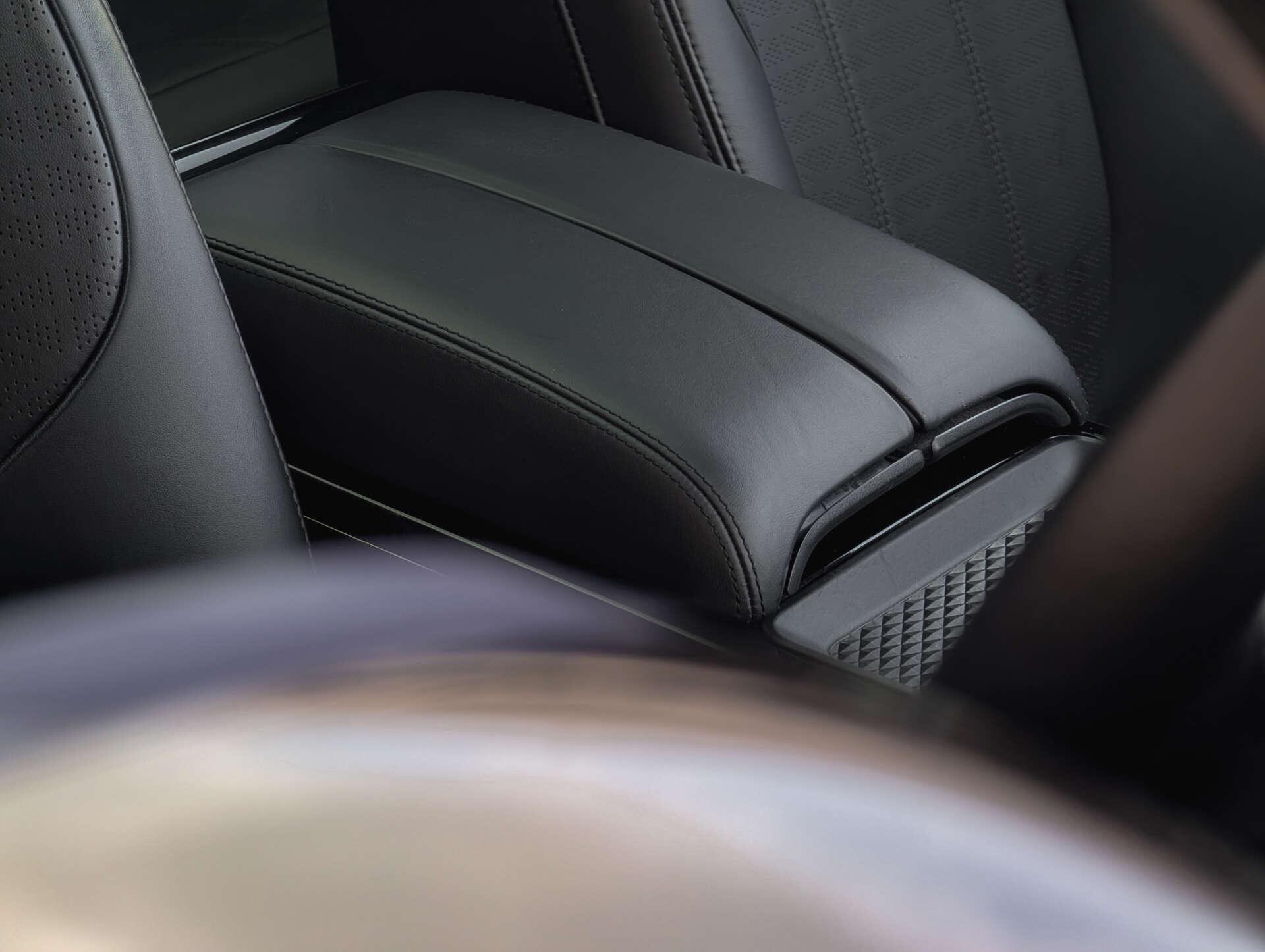 Land Rover Range Rover Evoque view 40