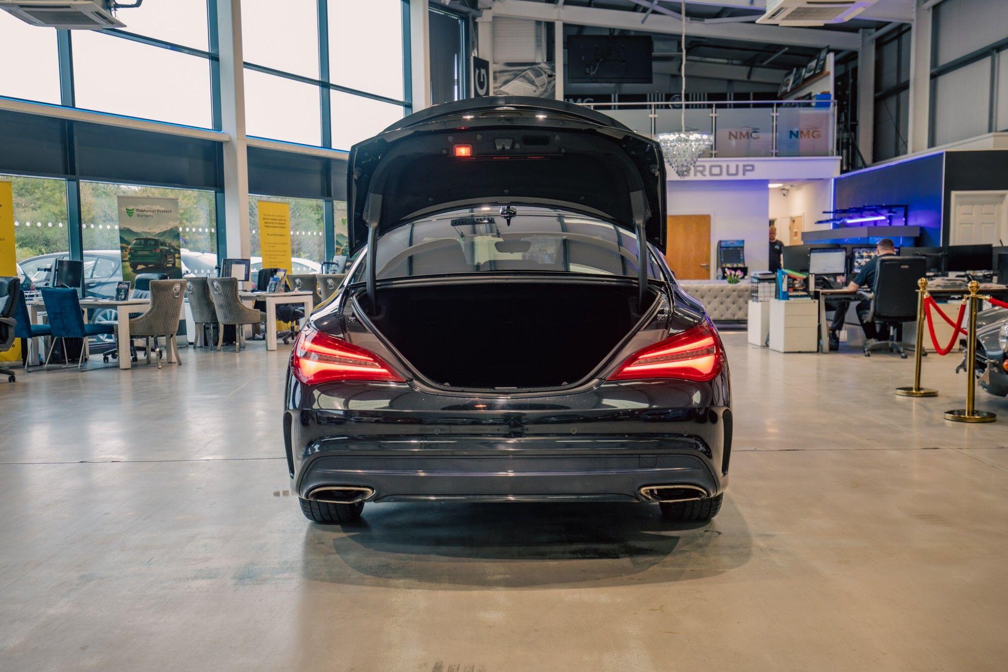 Mercedes-Benz CLA view 25