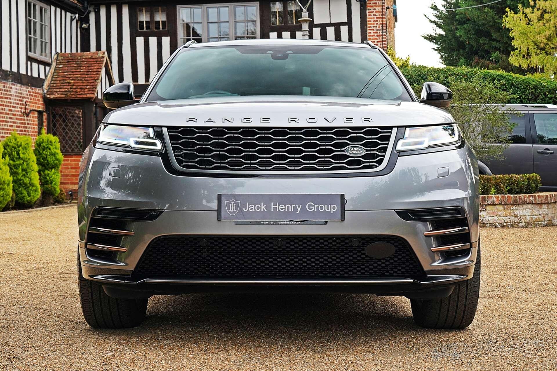 Land Rover Range Rover Velar view 12