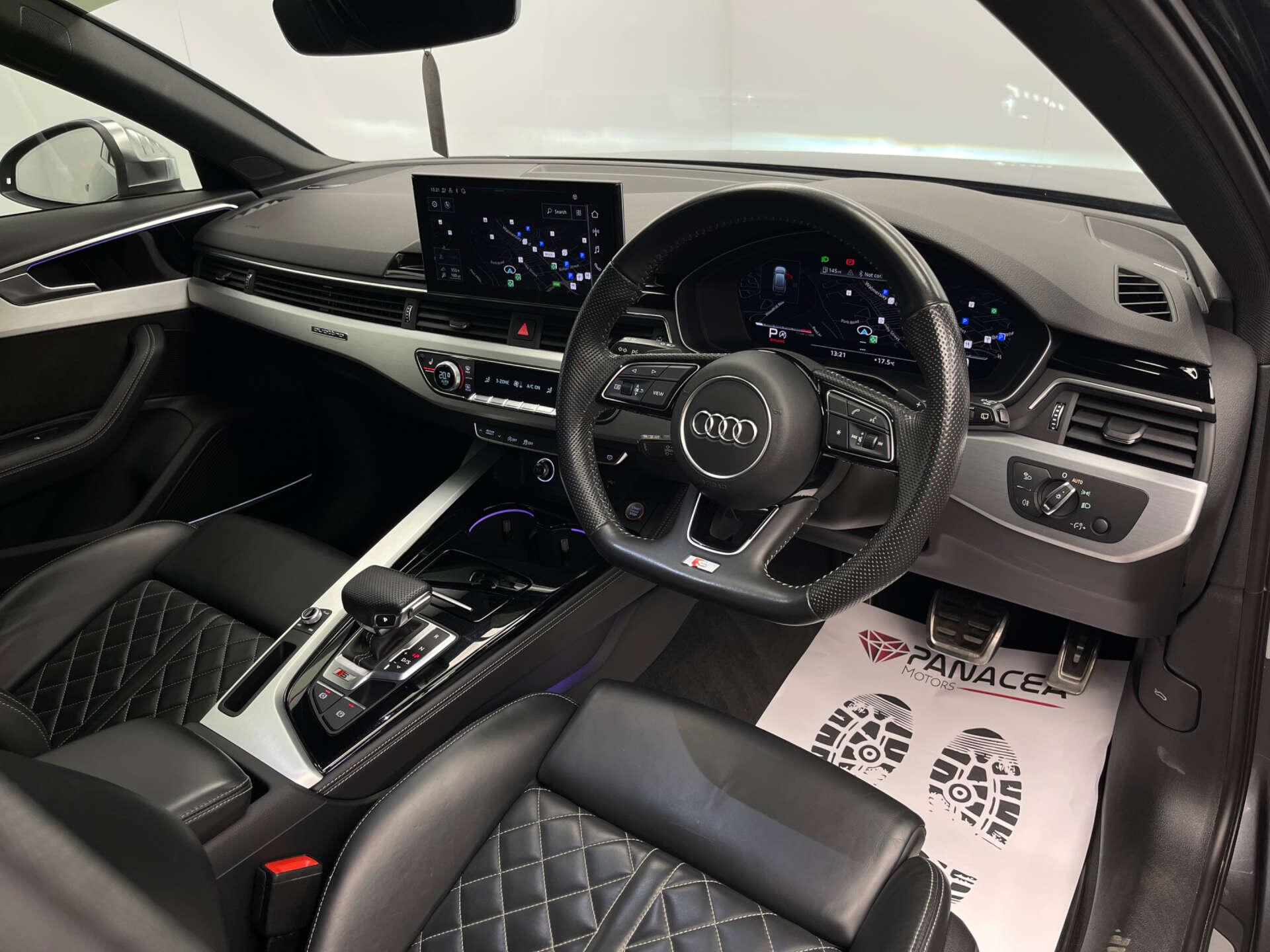 Audi S4 Avant view 13