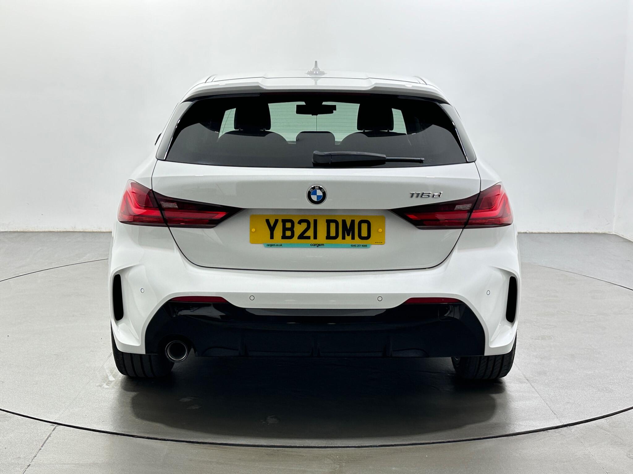 BMW 1 Series view 7
