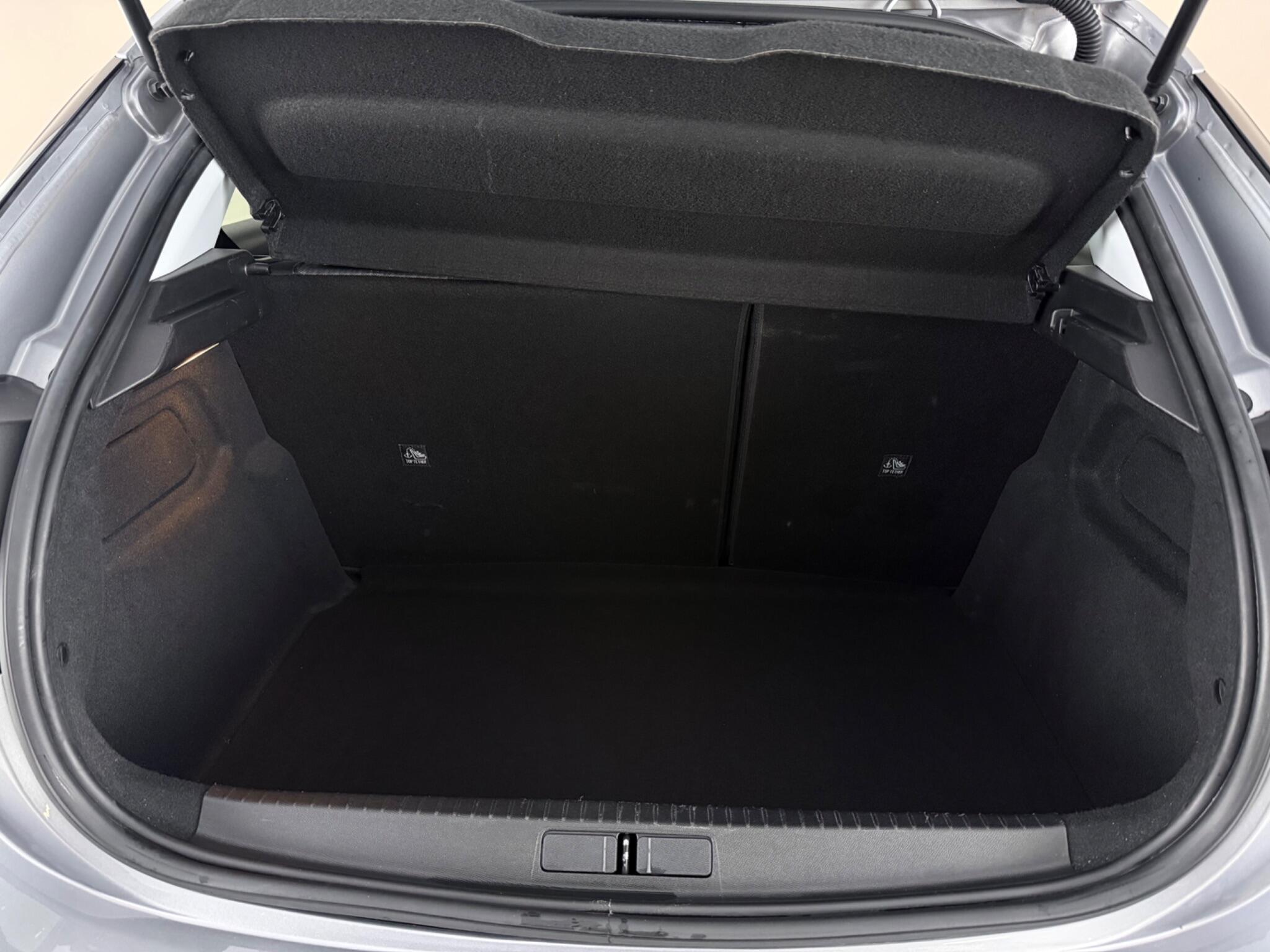 Vauxhall Corsa view 11