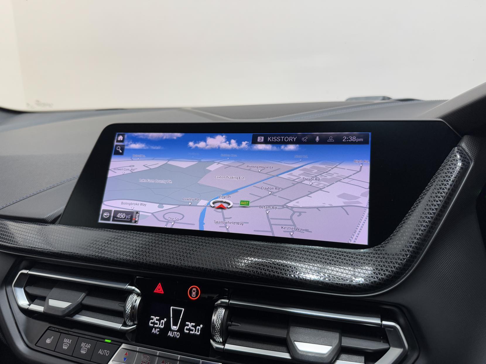 BMW 1 Series view 26