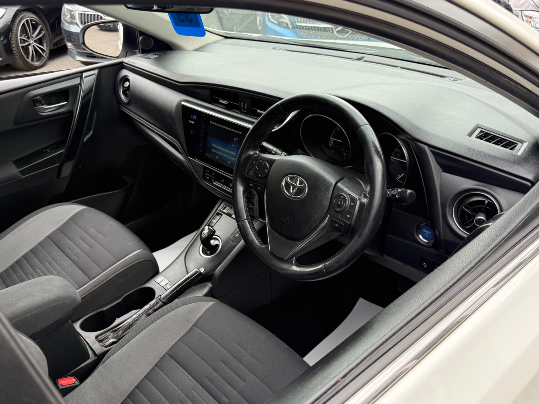 Toyota Auris - Image 3