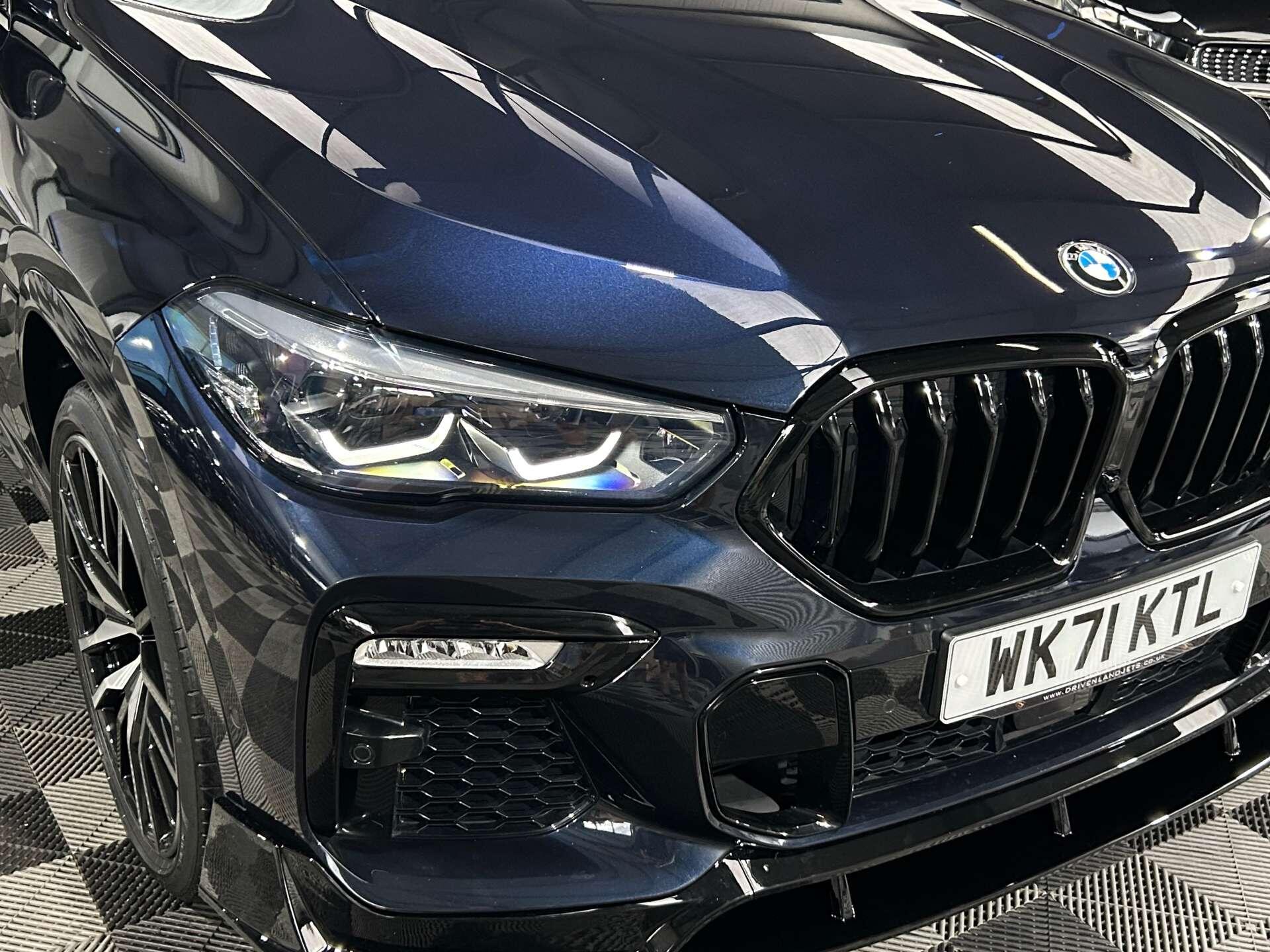 BMW X6 view 9