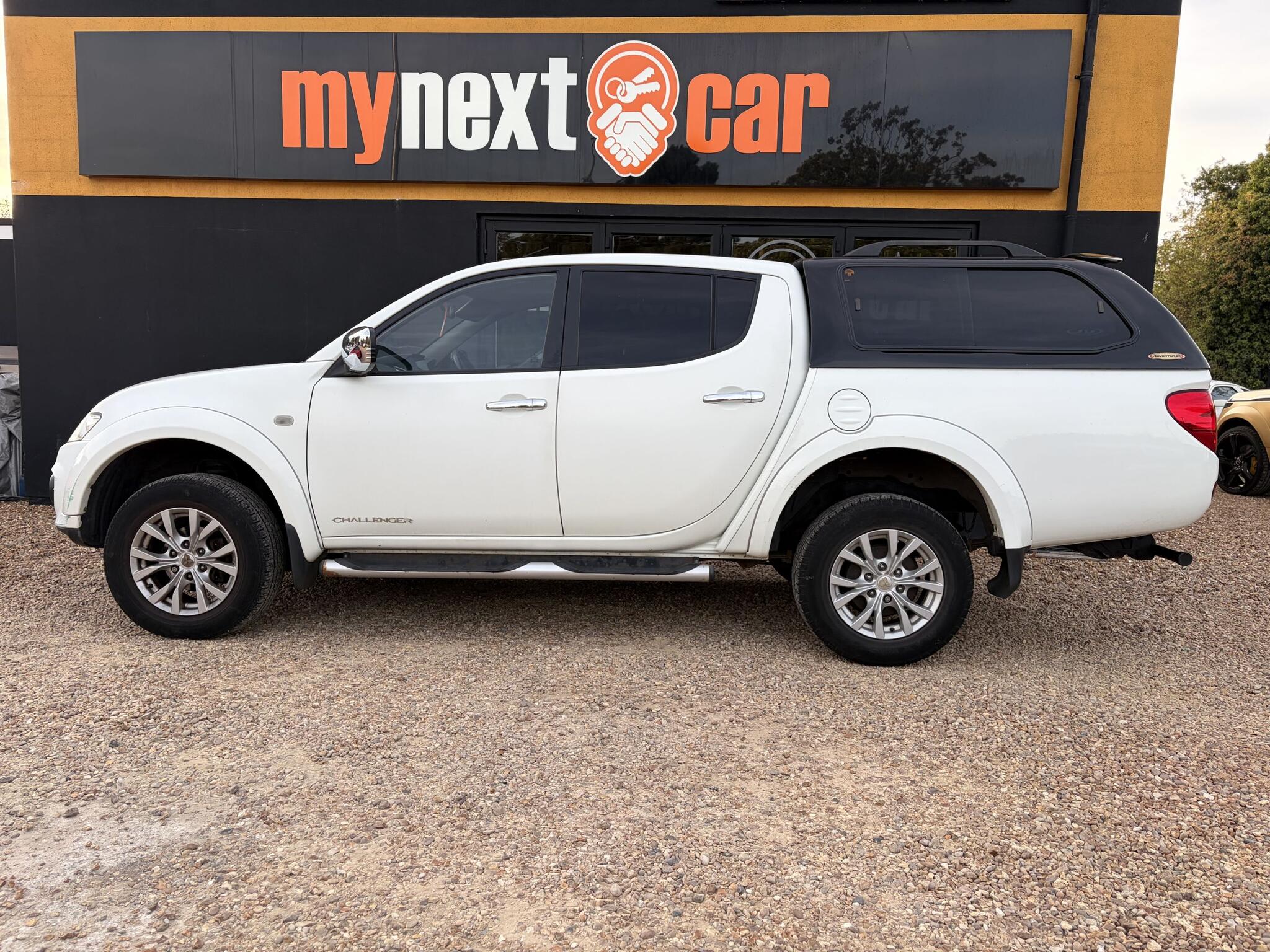 2015 Mitsubishi L200 in White for sale