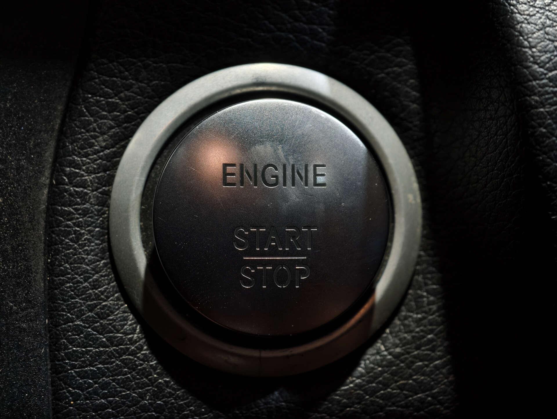Mercedes-Benz C Class view 21