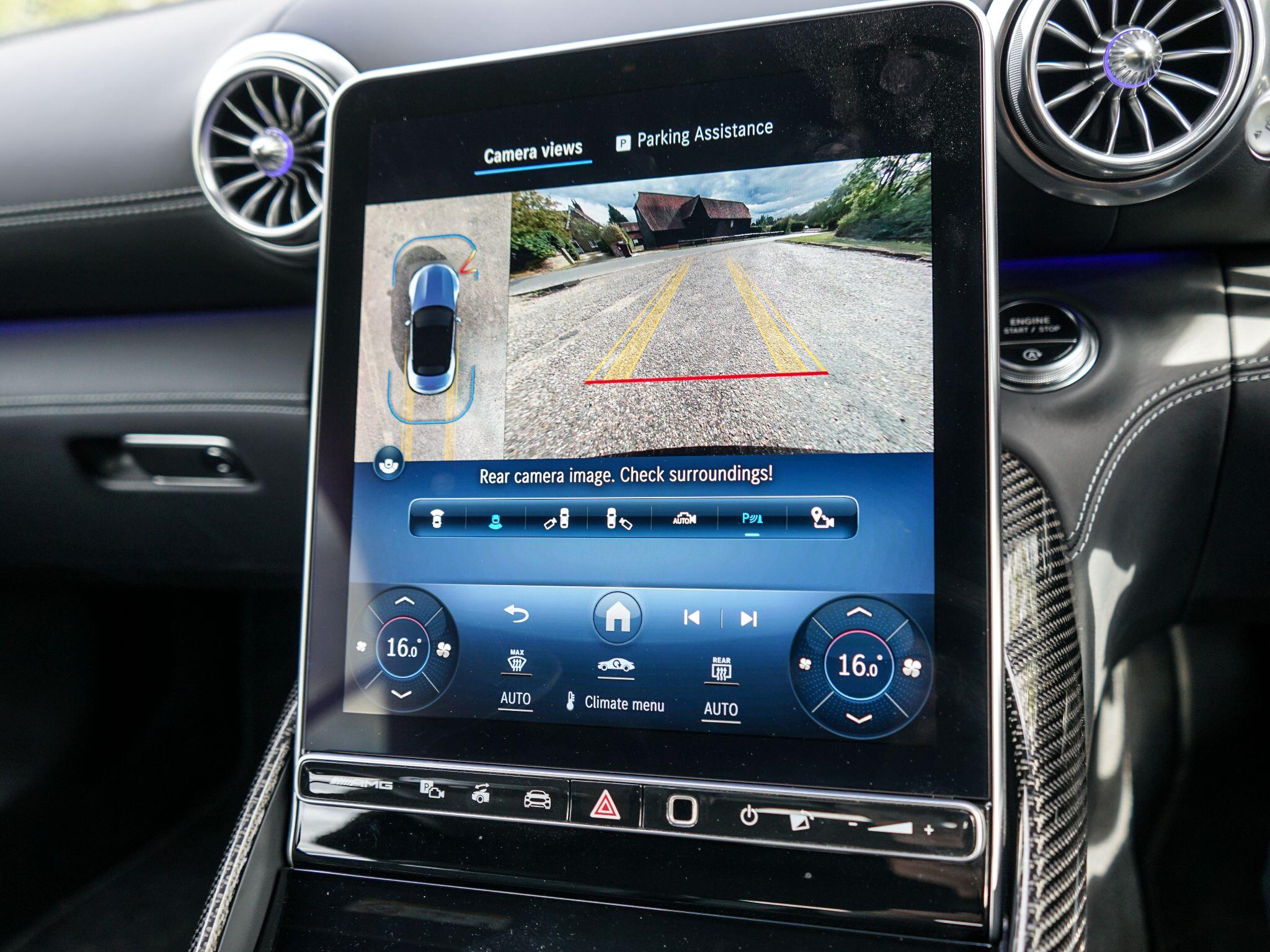 Mercedes-Benz SL view 32