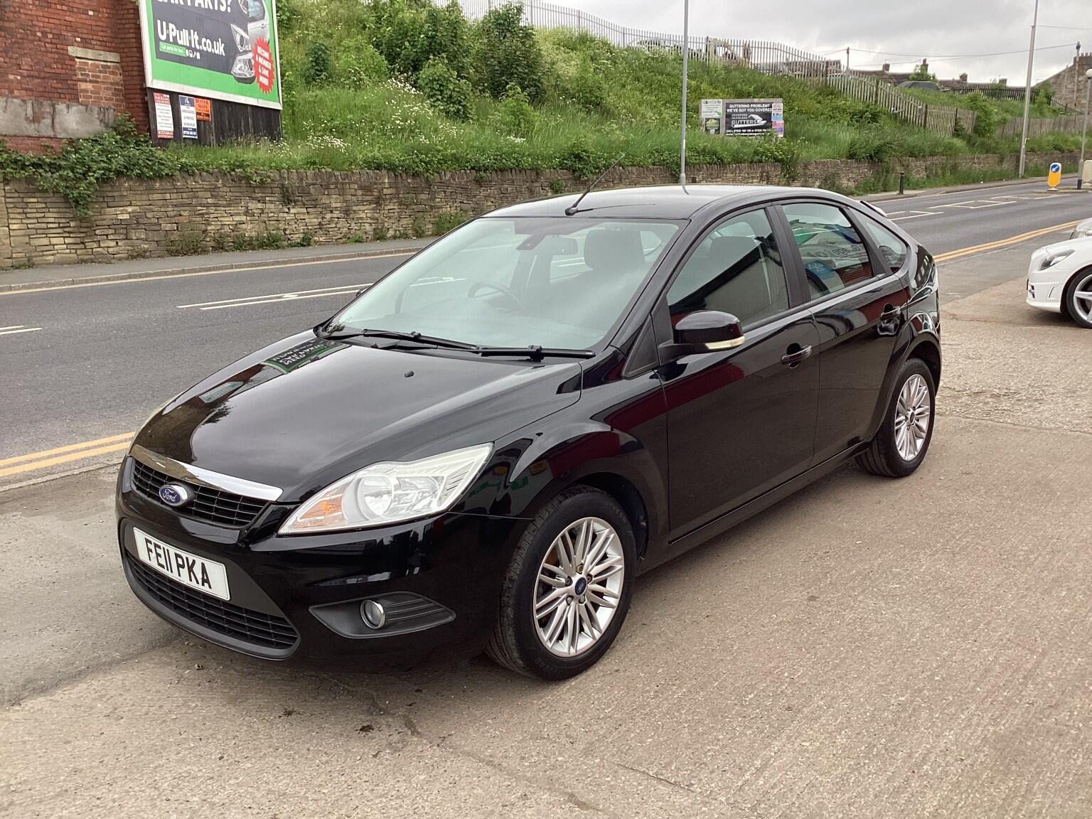 Ford Focus view 3
