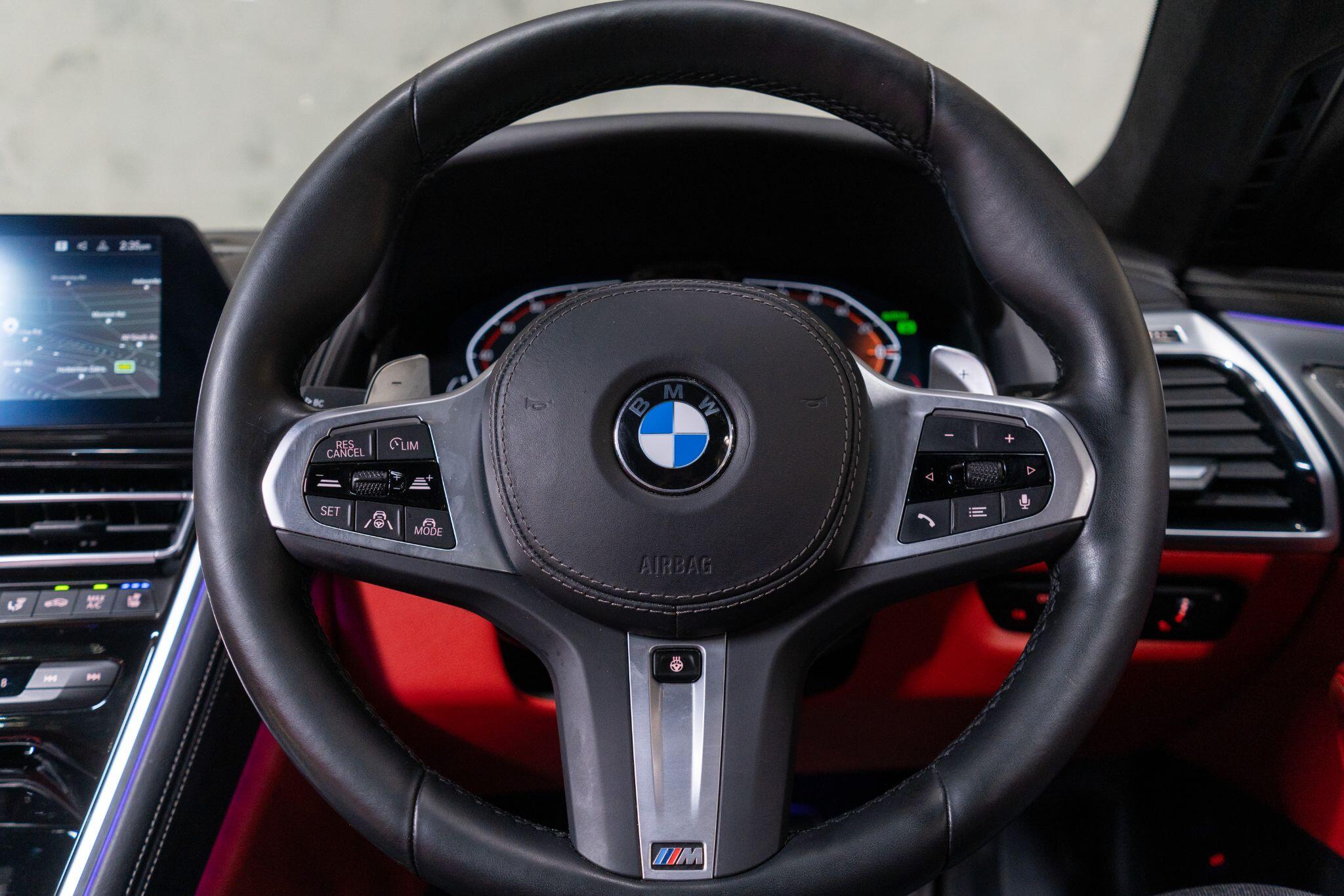 BMW 8 Series view 39