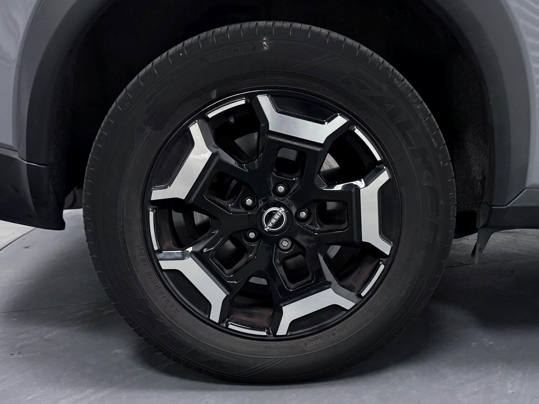 Nissan X-Trail view 54