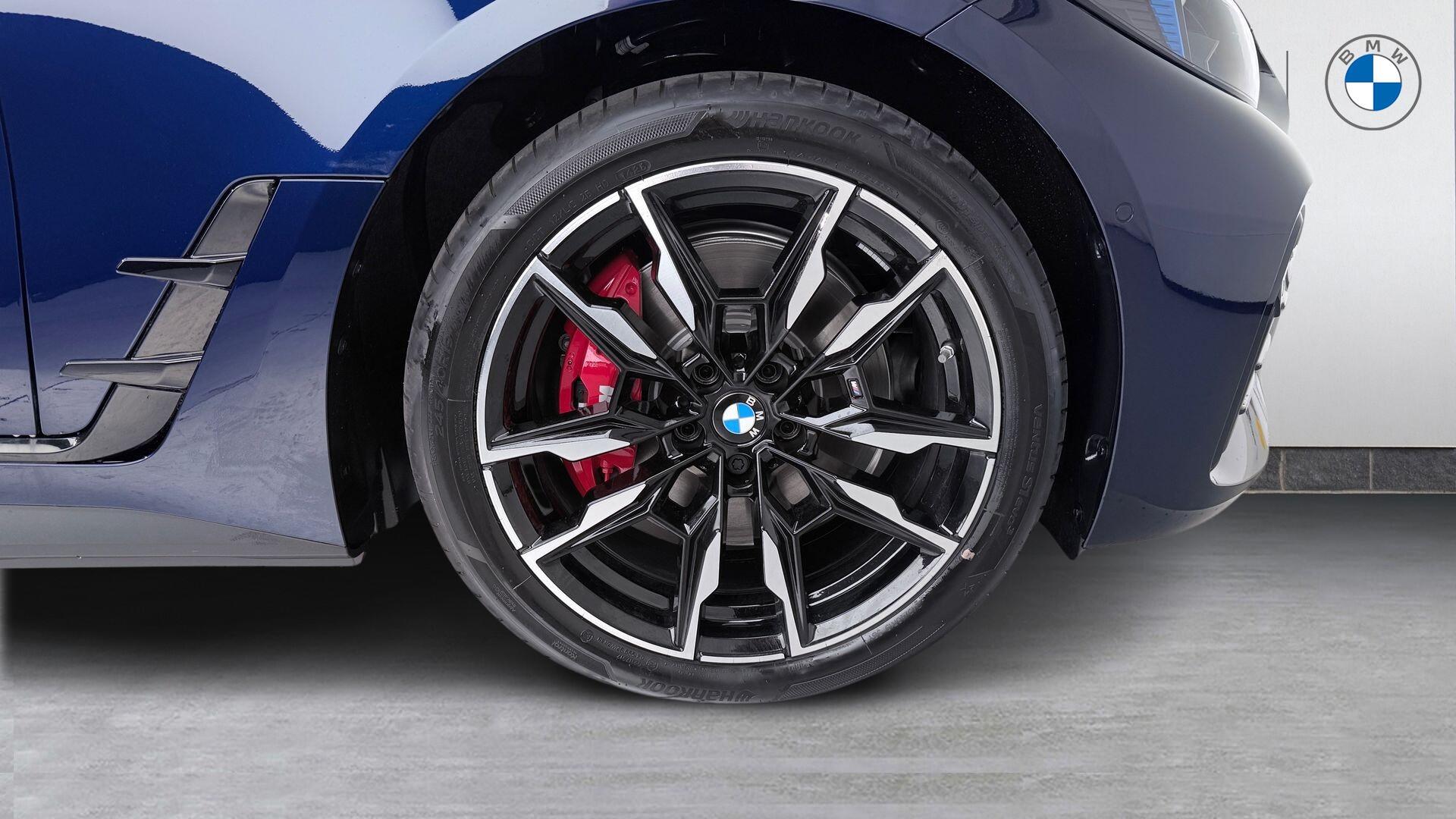 BMW I4 view 14