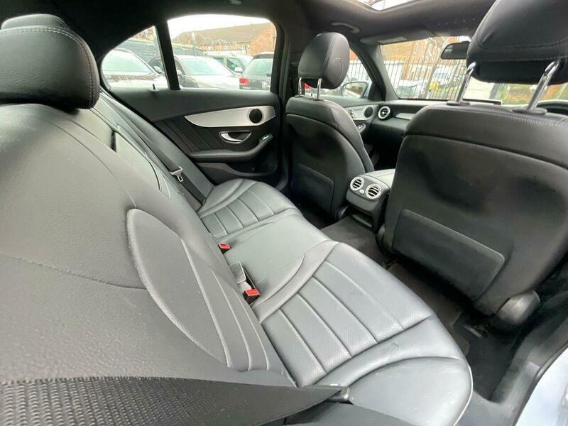 2015 Mercedes-Benz C Class image 22