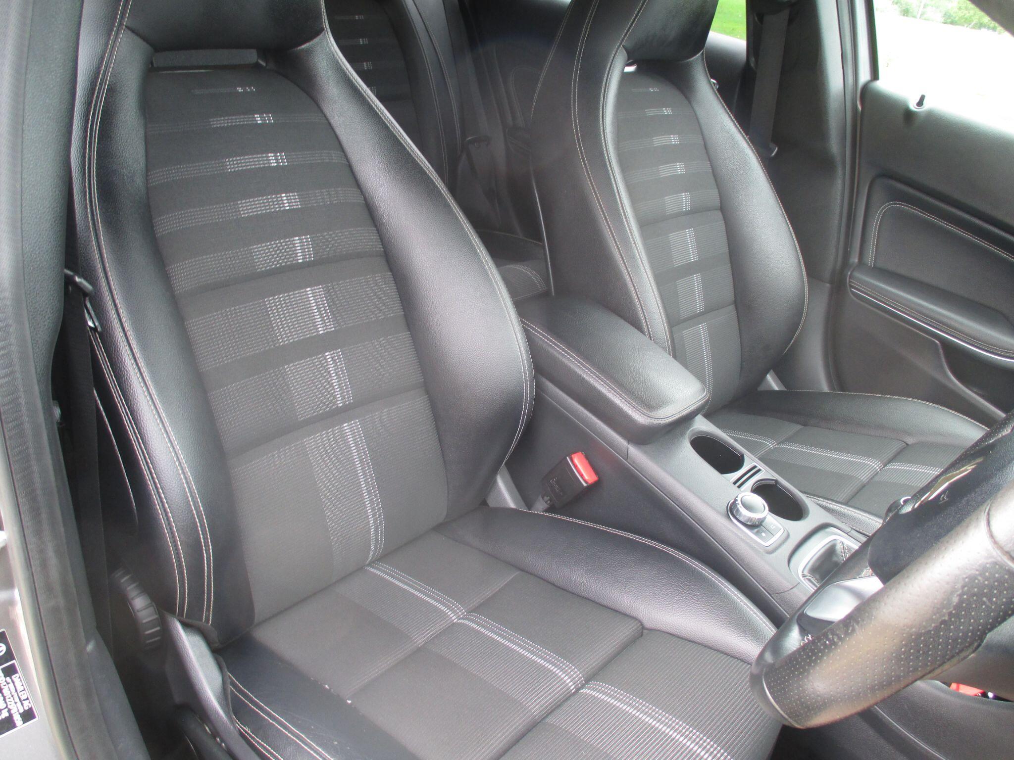 Mercedes-Benz A-Class view 23