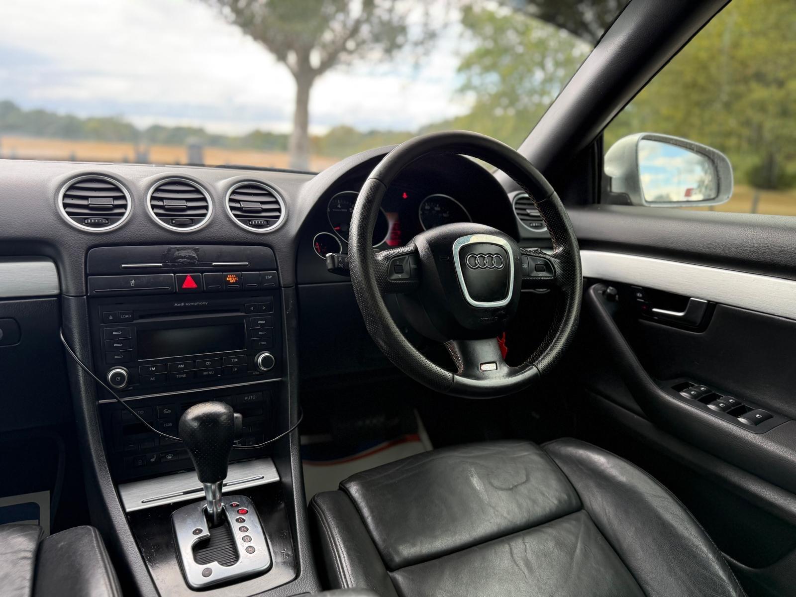 Audi A4 view 17