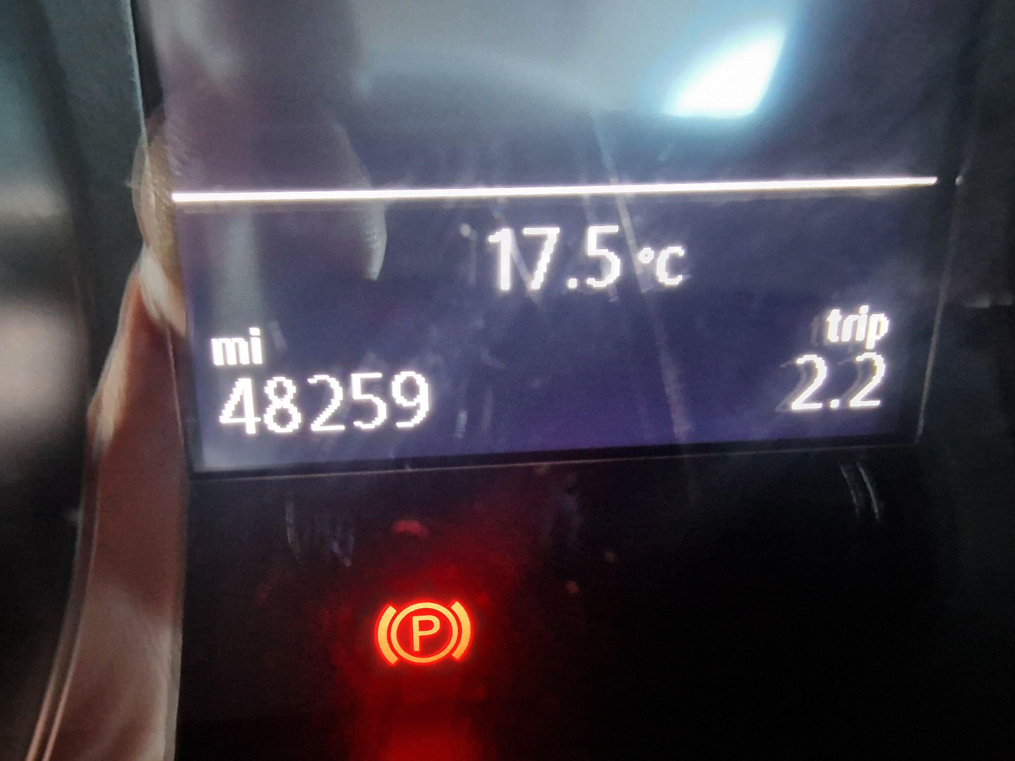 Volkswagen Golf view 37