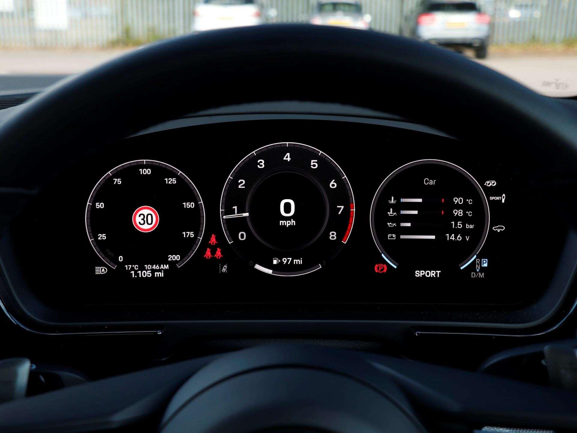 Porsche Cayenne view 13