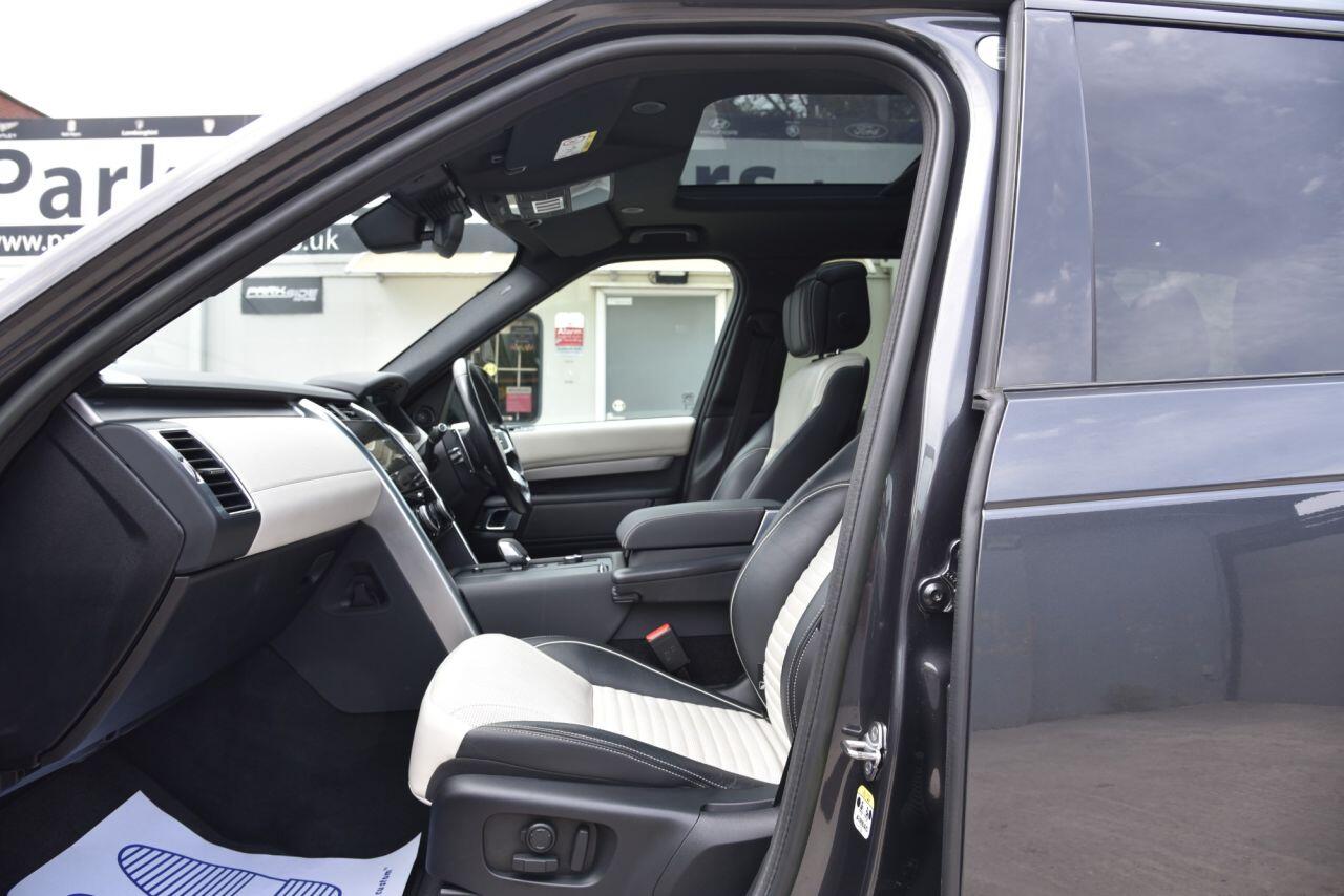 Land Rover Discovery 3 view 23