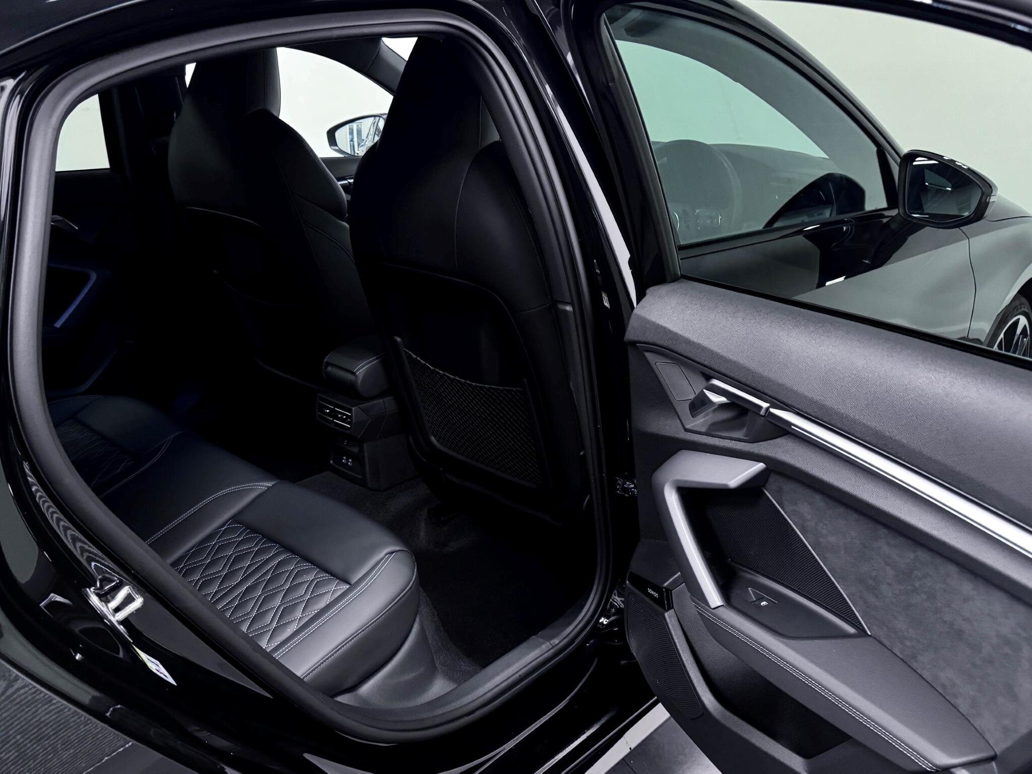 Audi S3 view 8