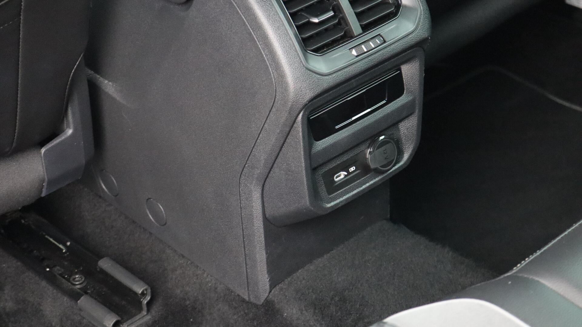 Volkswagen Tiguan view 27