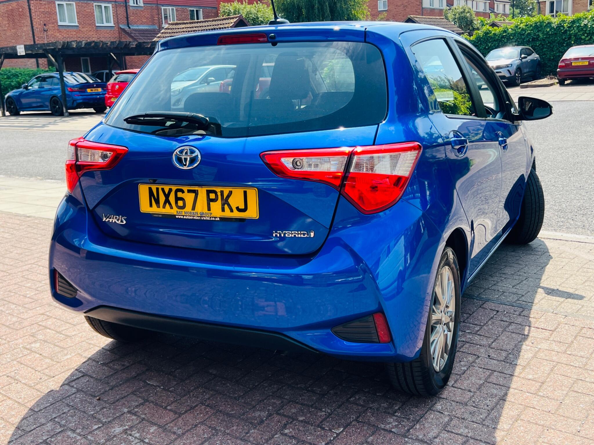 Toyota Yaris view 27