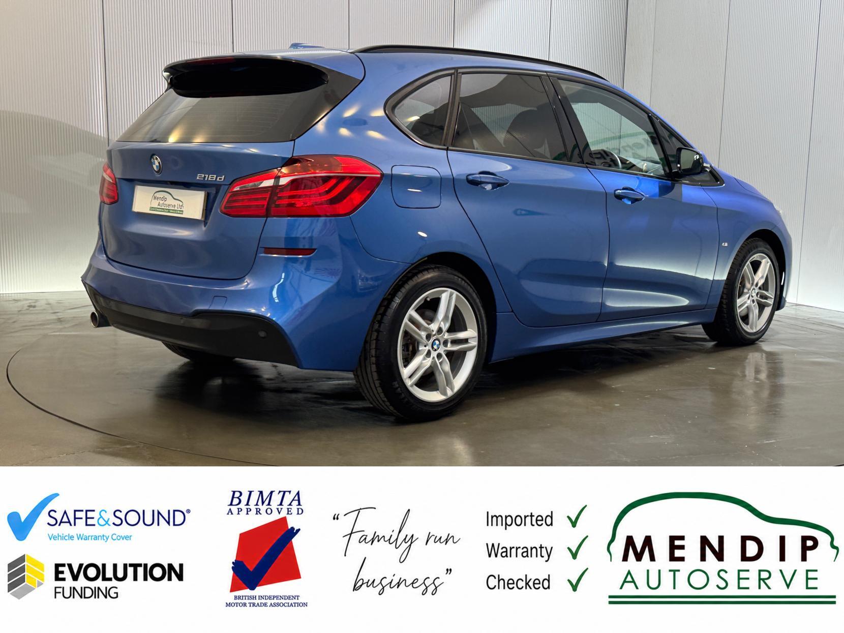BMW 2 Series view 31