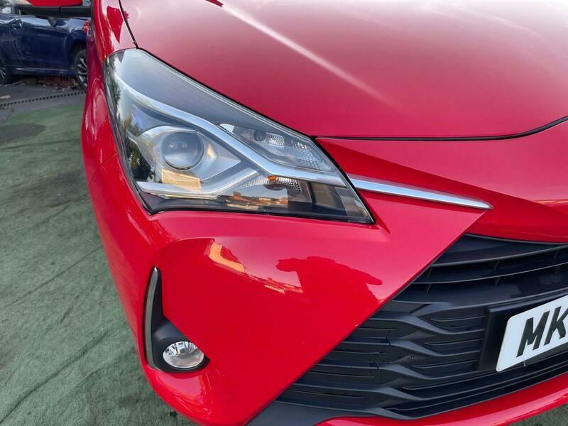 2017 Toyota Yaris 1.5 VVT-i Icon Euro 6 5dr • 37,180 miles image 53