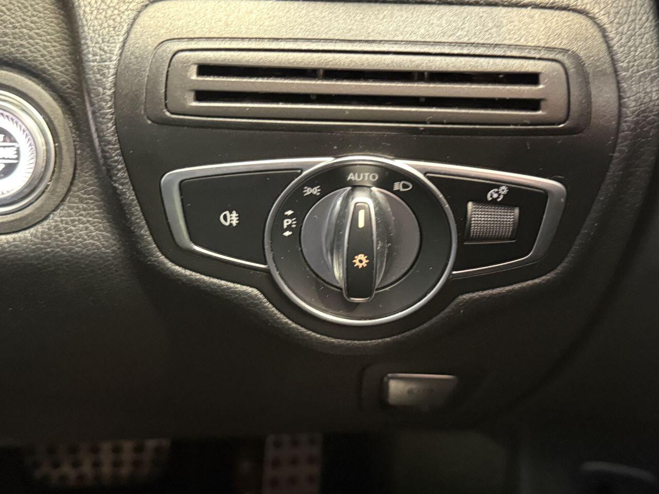 Mercedes-Benz GLC view 45