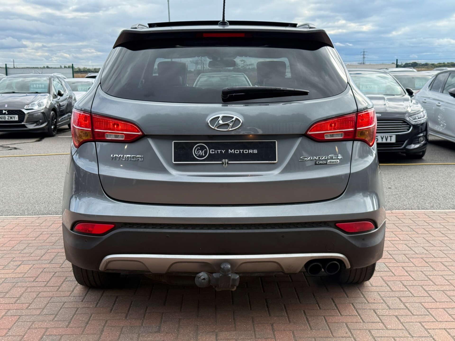 Hyundai Santa FE view 24