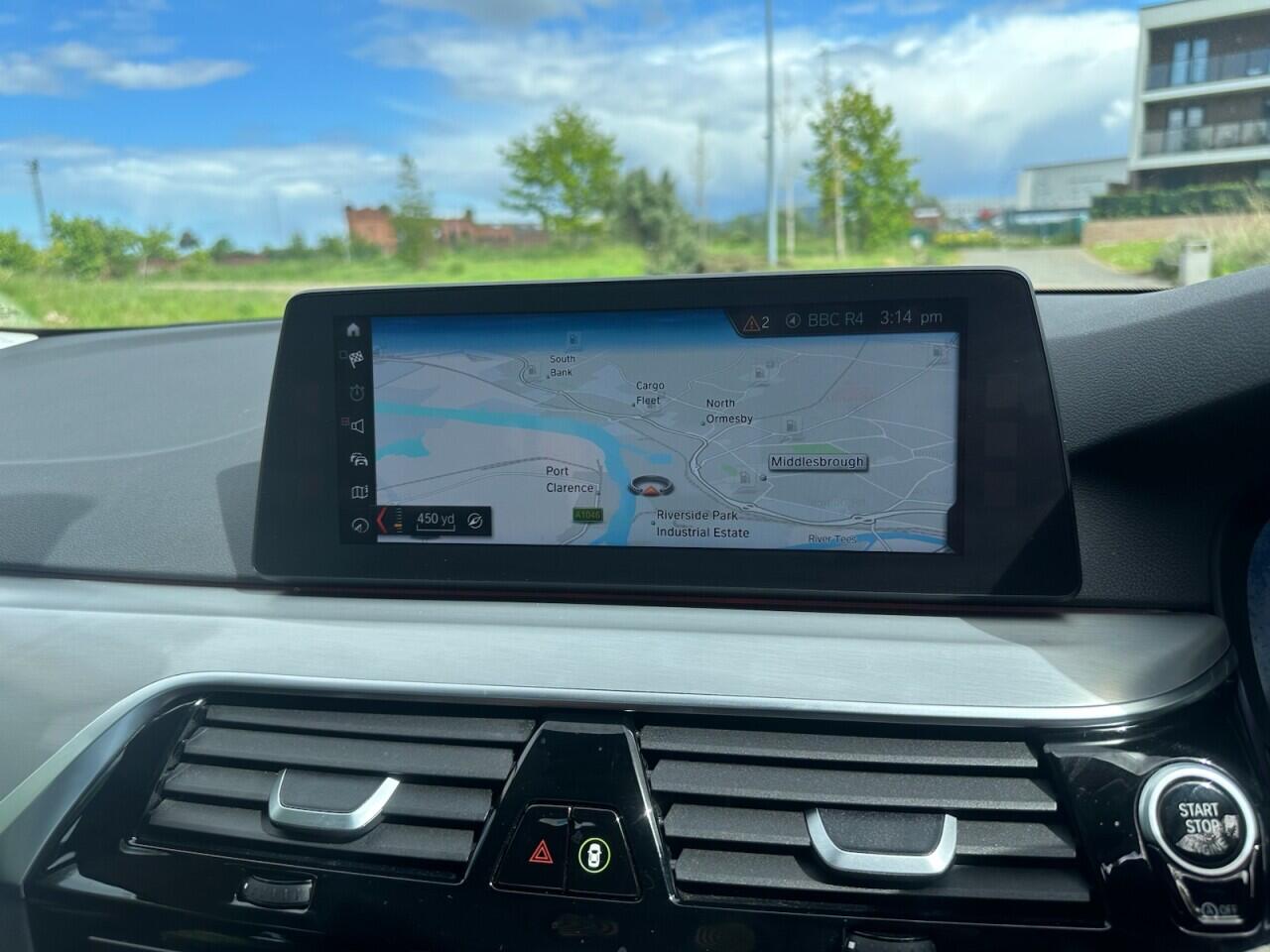 BMW 5 Series view 27
