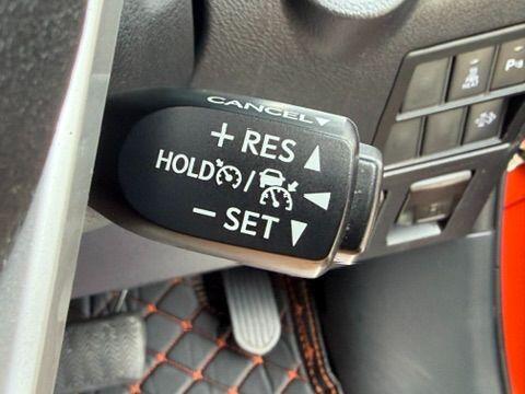Toyota Hilux view 26