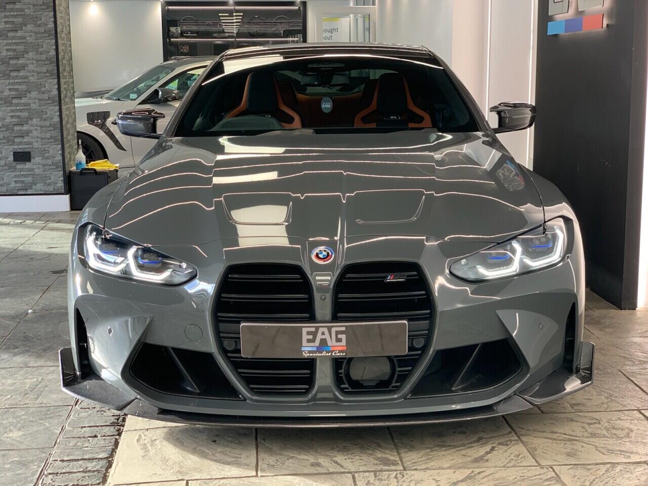 BMW M4 view 4